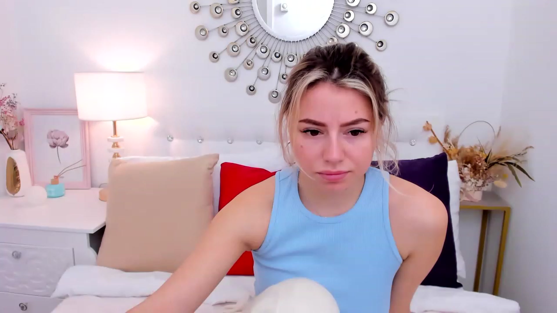 Gallery image thumbnail from SofiBloom's myfreecams stream on, 03/23/2023, 08:36 image 6 of 20