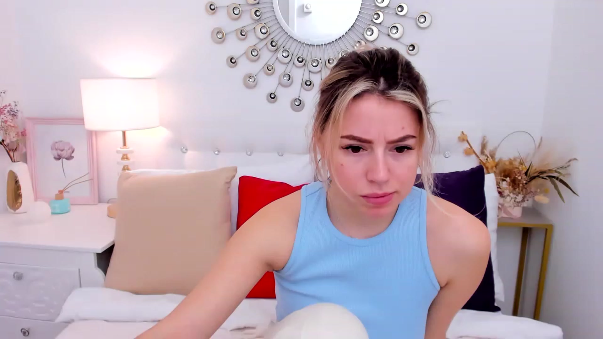 Gallery image thumbnail from SofiBloom's myfreecams stream on, 03/23/2023, 08:36 image 5 of 20