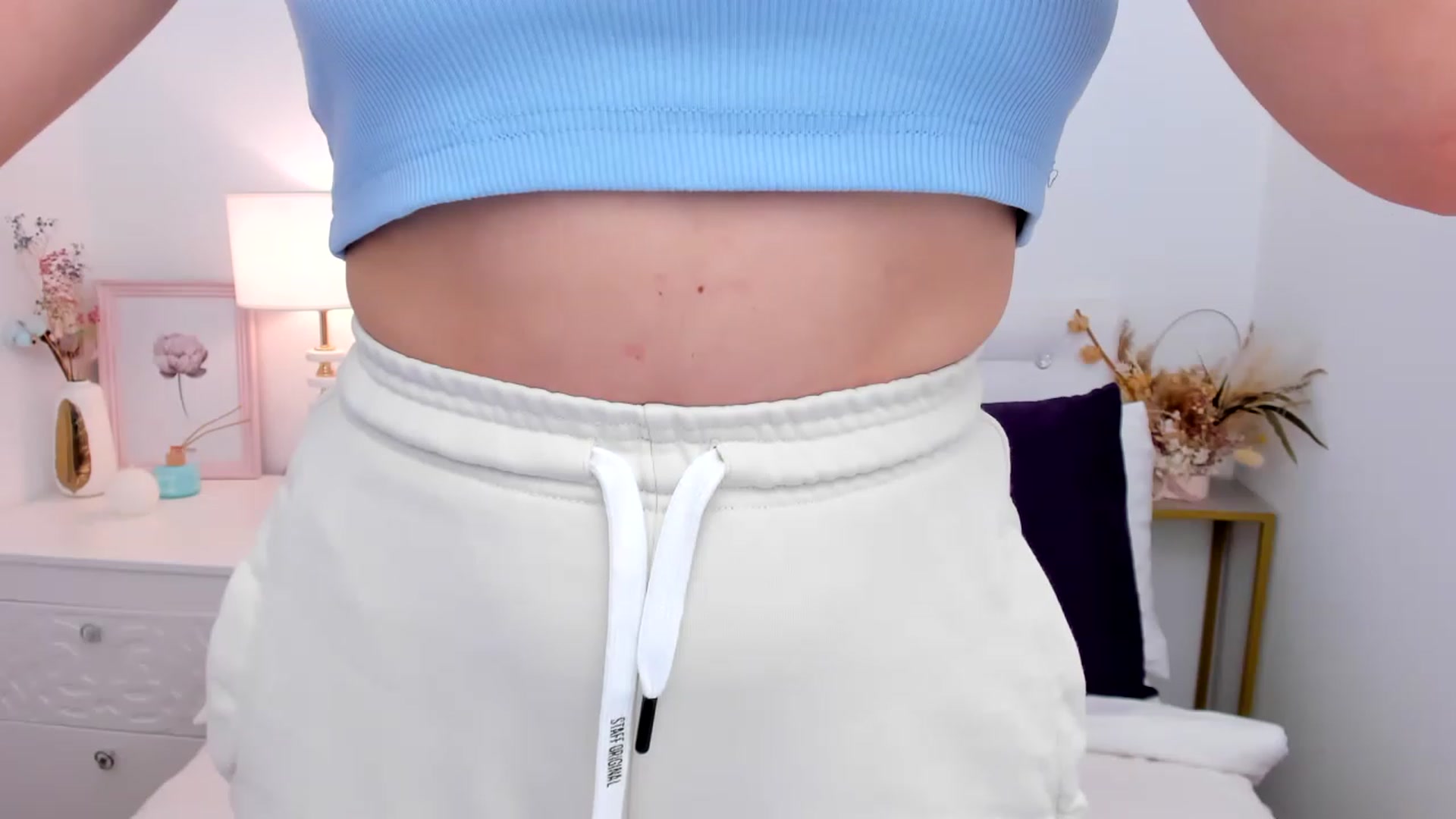 Gallery image thumbnail from SofiBloom's myfreecams stream on, 03/23/2023, 10:39 image 18 of 20