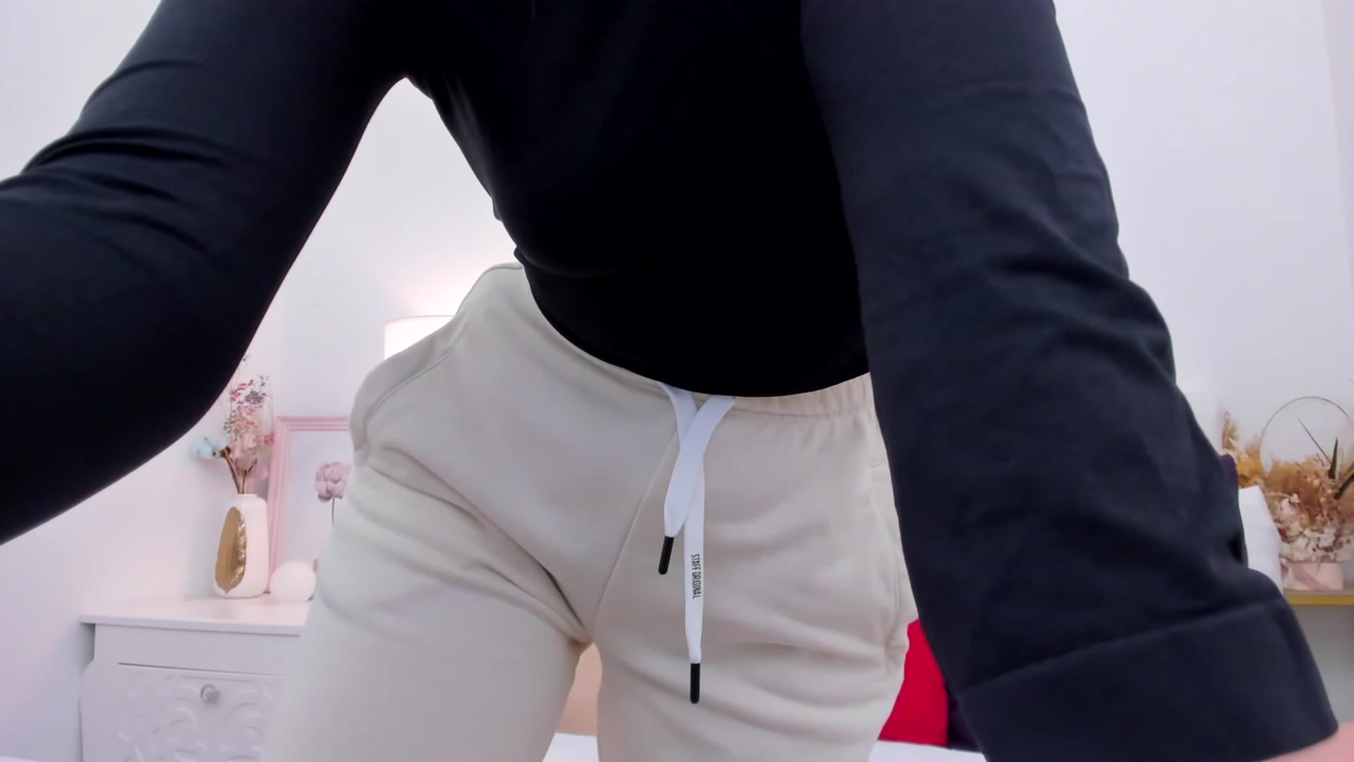 Gallery image thumbnail from SofiBloom's myfreecams stream on, 03/23/2023, 12:59 image 8 of 20