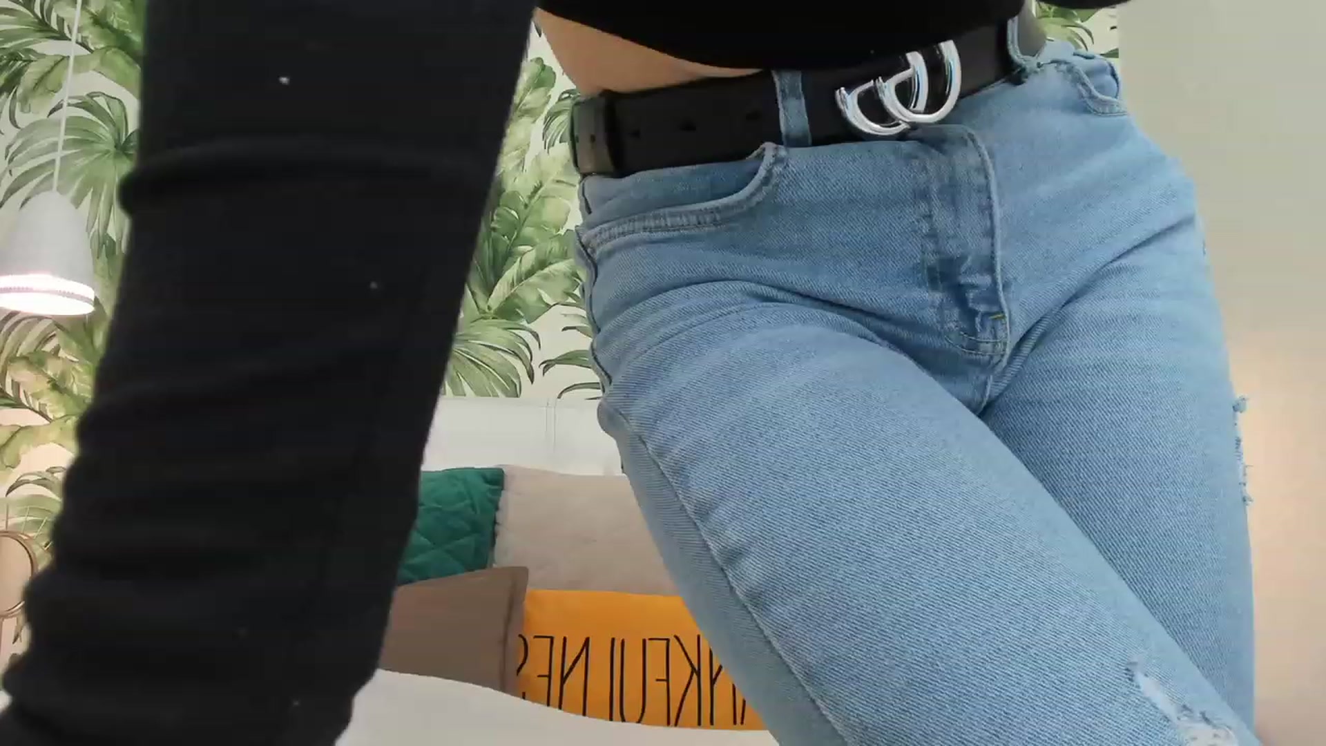 Gallery image thumbnail from SofiBloom's myfreecams stream on, 03/30/2023, 08:11 image 17 of 20