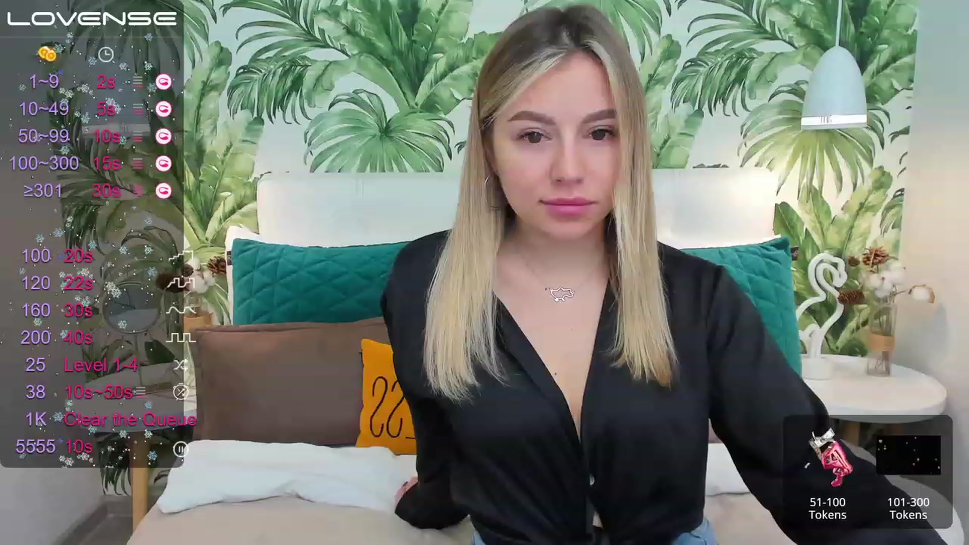 Gallery image thumbnail from SofiBloom's myfreecams stream on, 03/31/2023, 07:22 image 6 of 20