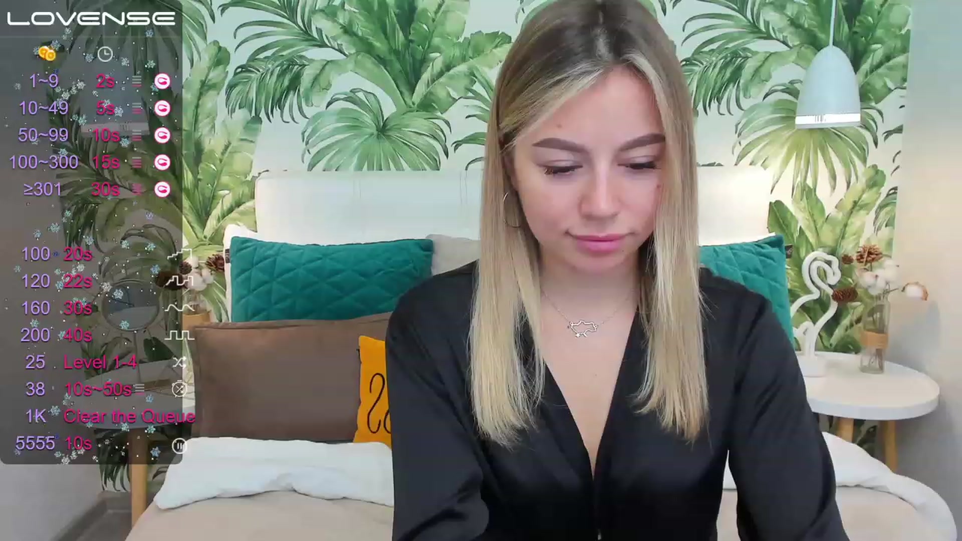 Gallery image thumbnail from SofiBloom's myfreecams stream on, 03/31/2023, 07:22 image 10 of 20