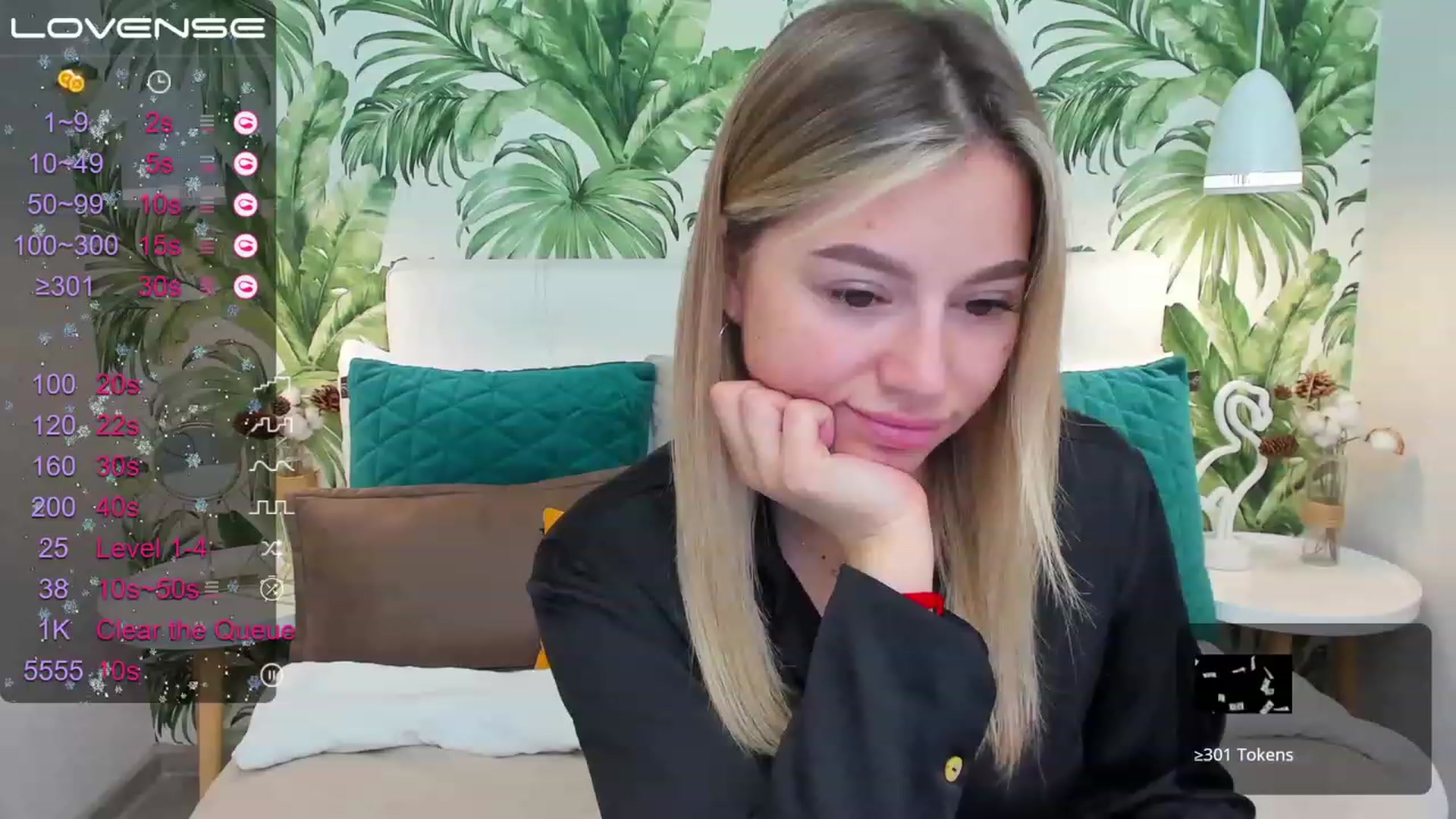 Gallery image thumbnail from SofiBloom's myfreecams stream on, 03/31/2023, 07:22 image 5 of 20