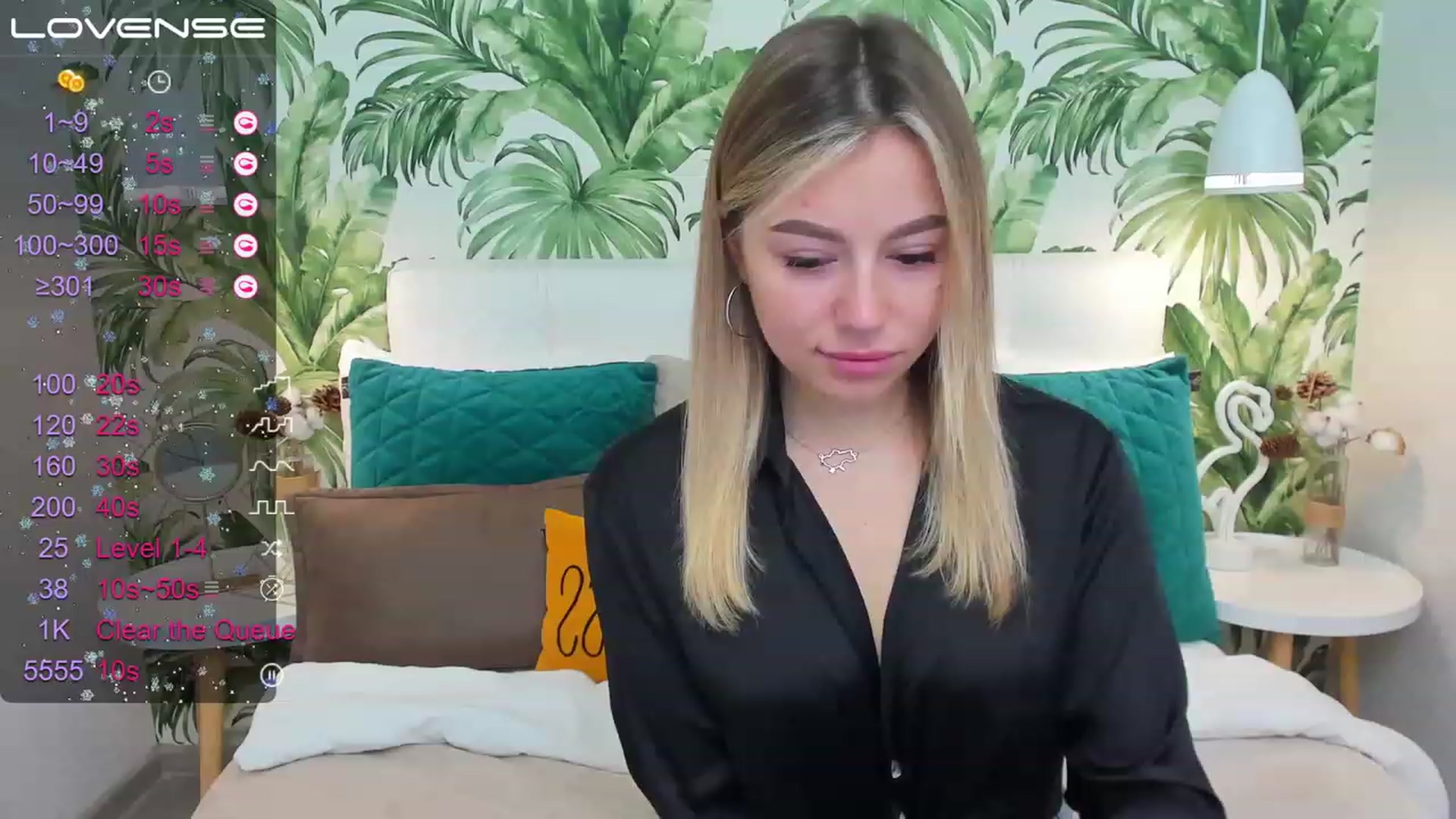 Gallery image thumbnail from SofiBloom's myfreecams stream on, 03/31/2023, 07:22 image 17 of 20