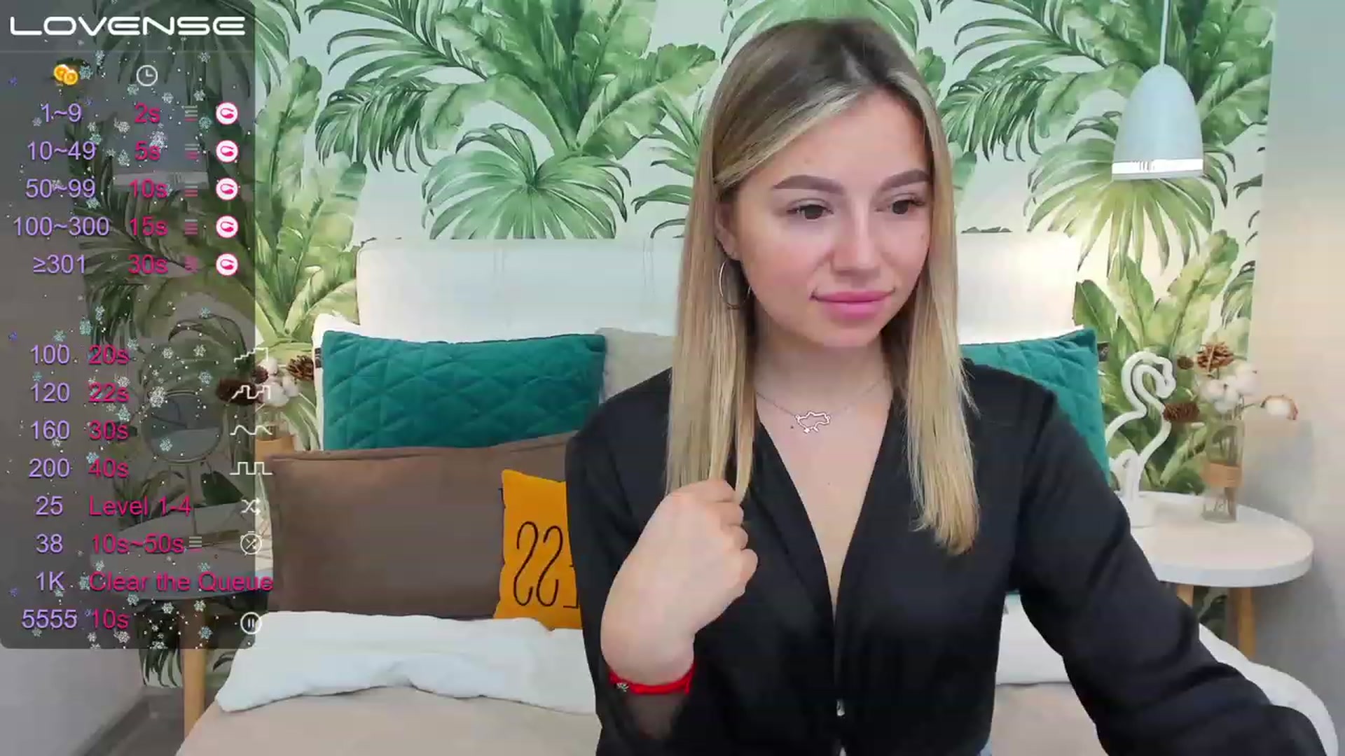 Gallery image thumbnail from SofiBloom's myfreecams stream on, 03/31/2023, 07:22 image 19 of 20