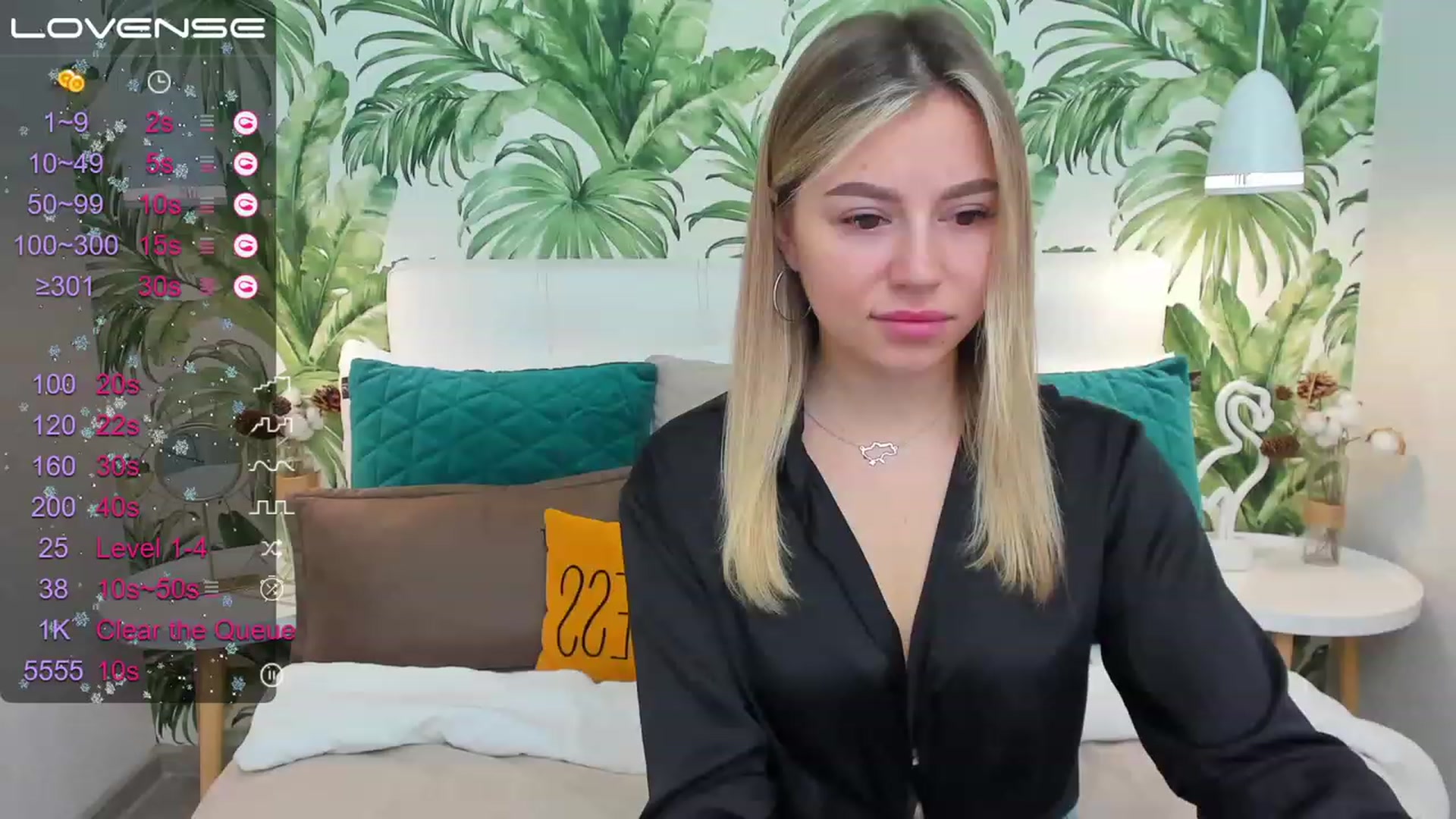 Gallery image thumbnail from SofiBloom's myfreecams stream on, 03/31/2023, 07:22 image 12 of 20