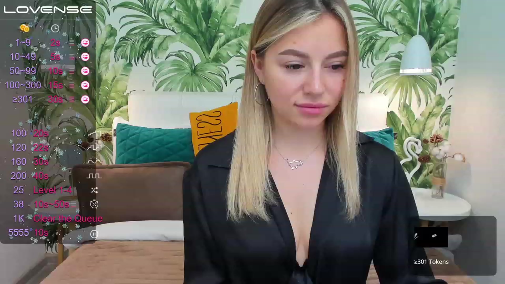 Gallery image thumbnail from SofiBloom's myfreecams stream on, 03/31/2023, 09:26 image 8 of 20