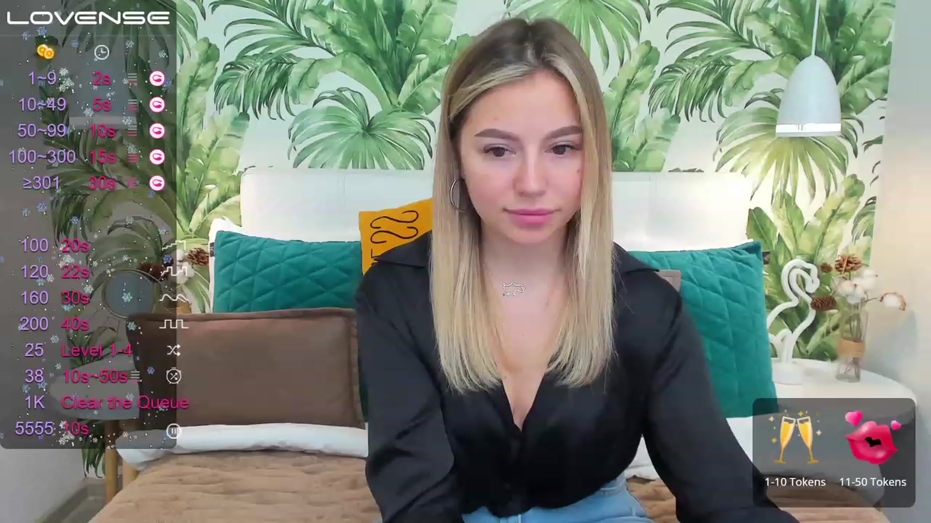Gallery image thumbnail from SofiBloom's myfreecams stream on, 03/31/2023, 09:26 image 19 of 20