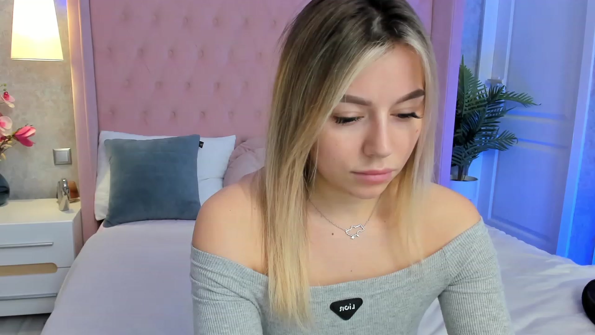 Gallery image thumbnail from SofiBloom's myfreecams stream on, 04/01/2023, 10:46 image 3 of 20
