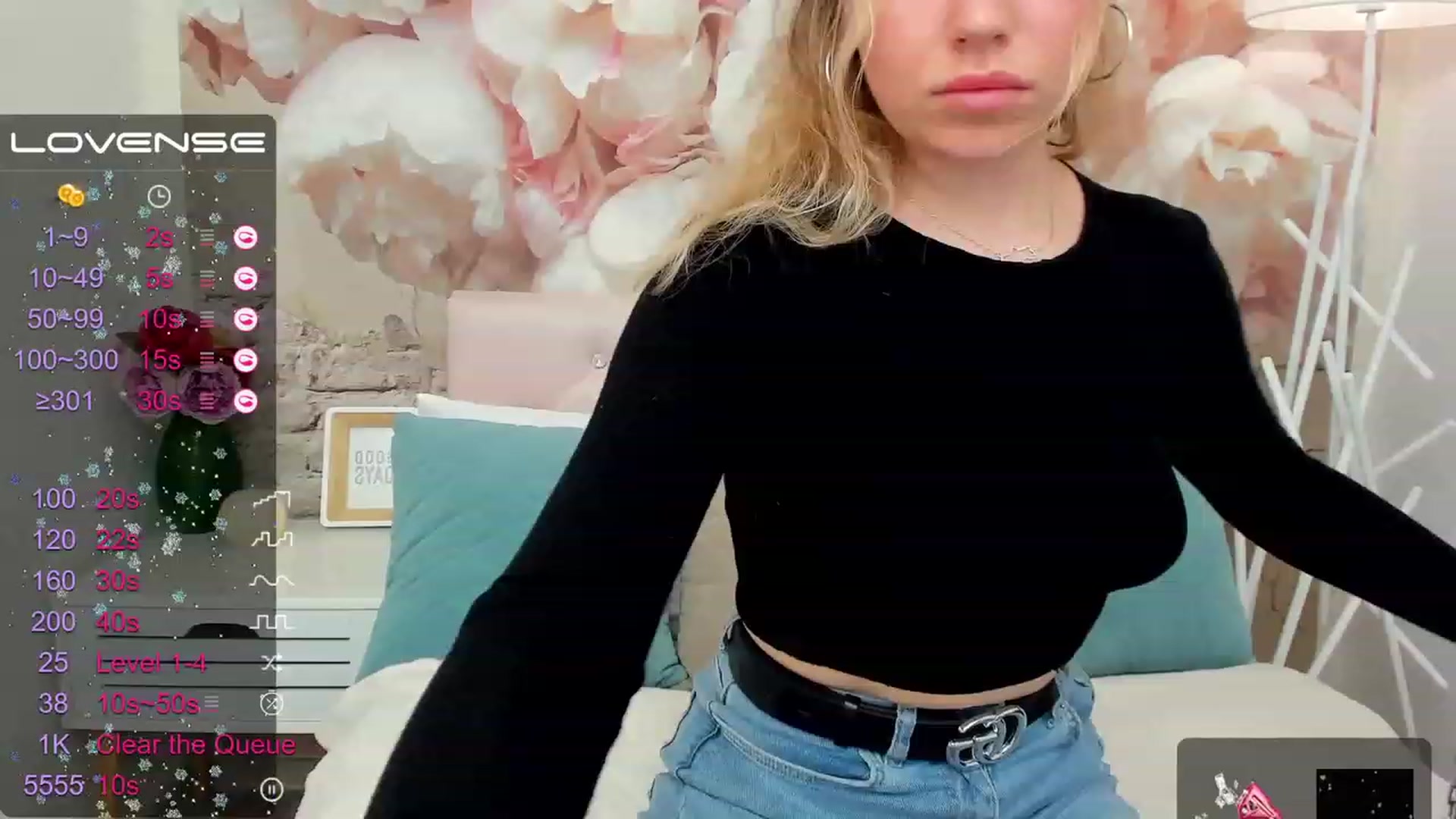 Gallery image thumbnail from SofiBloom's myfreecams stream on, 04/05/2023, 12:00 image 15 of 20