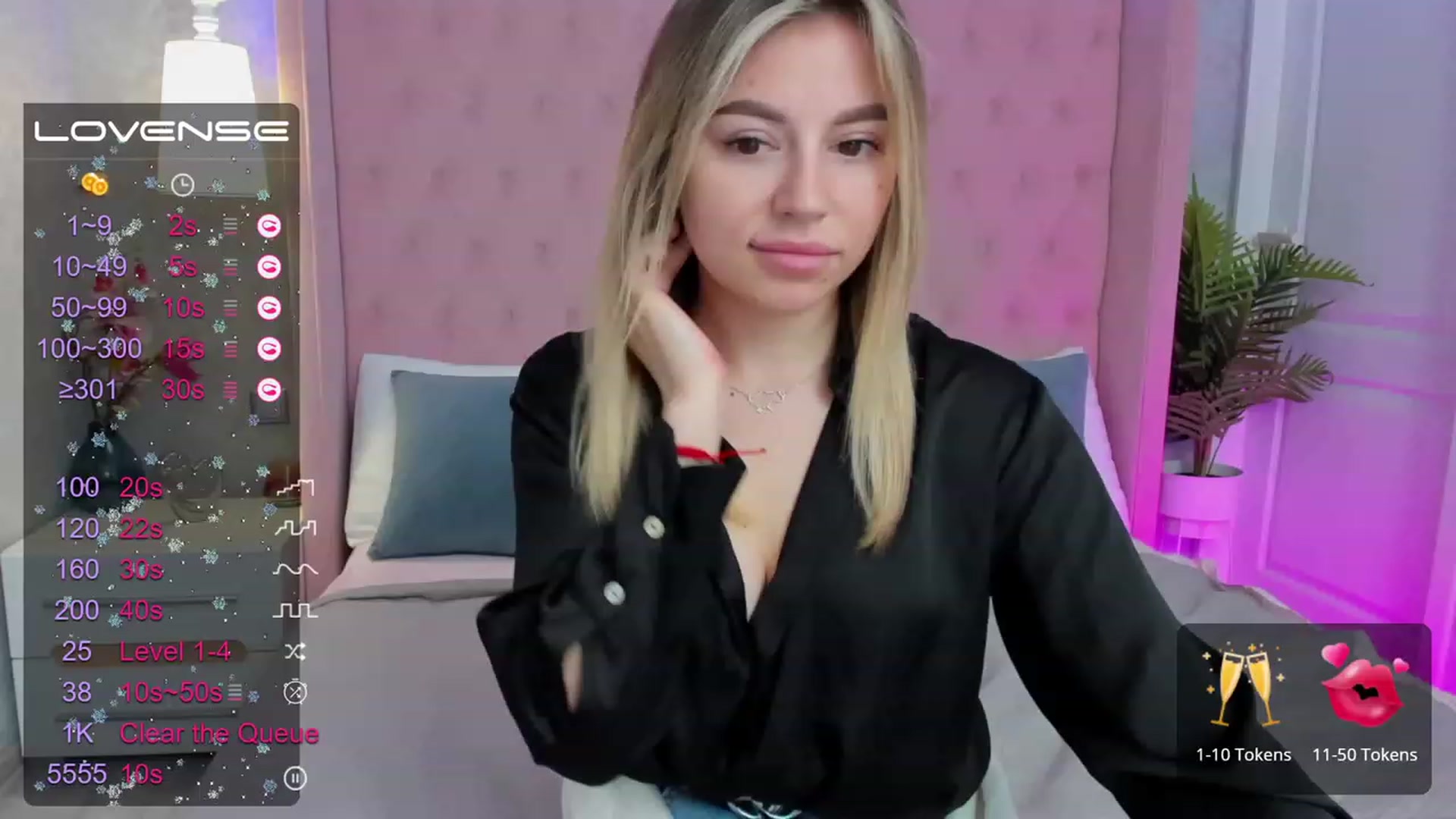 Gallery image thumbnail from SofiBloom's myfreecams stream on, 04/06/2023, 10:07 image 15 of 20