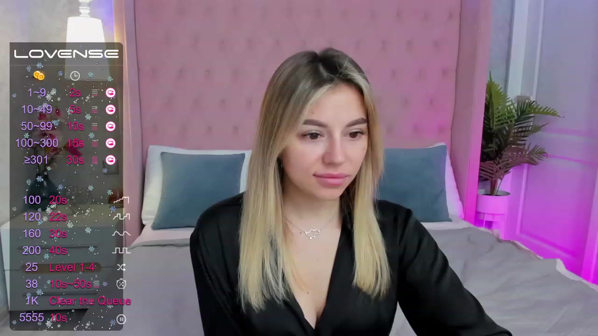 Gallery image thumbnail from SofiBloom's myfreecams stream on, 04/06/2023, 10:07 image 7 of 20