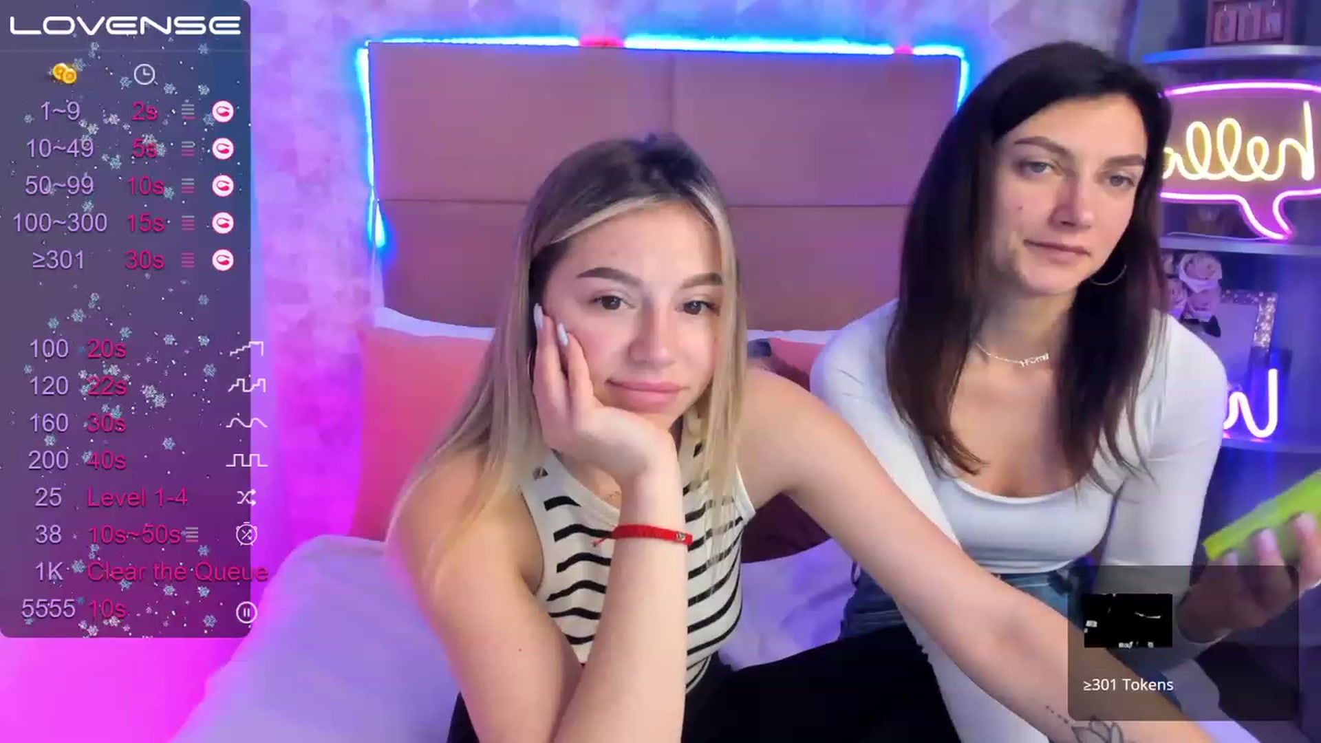 Gallery image thumbnail from SofiBloom's myfreecams stream on, 04/10/2023, 10:34 image 12 of 20