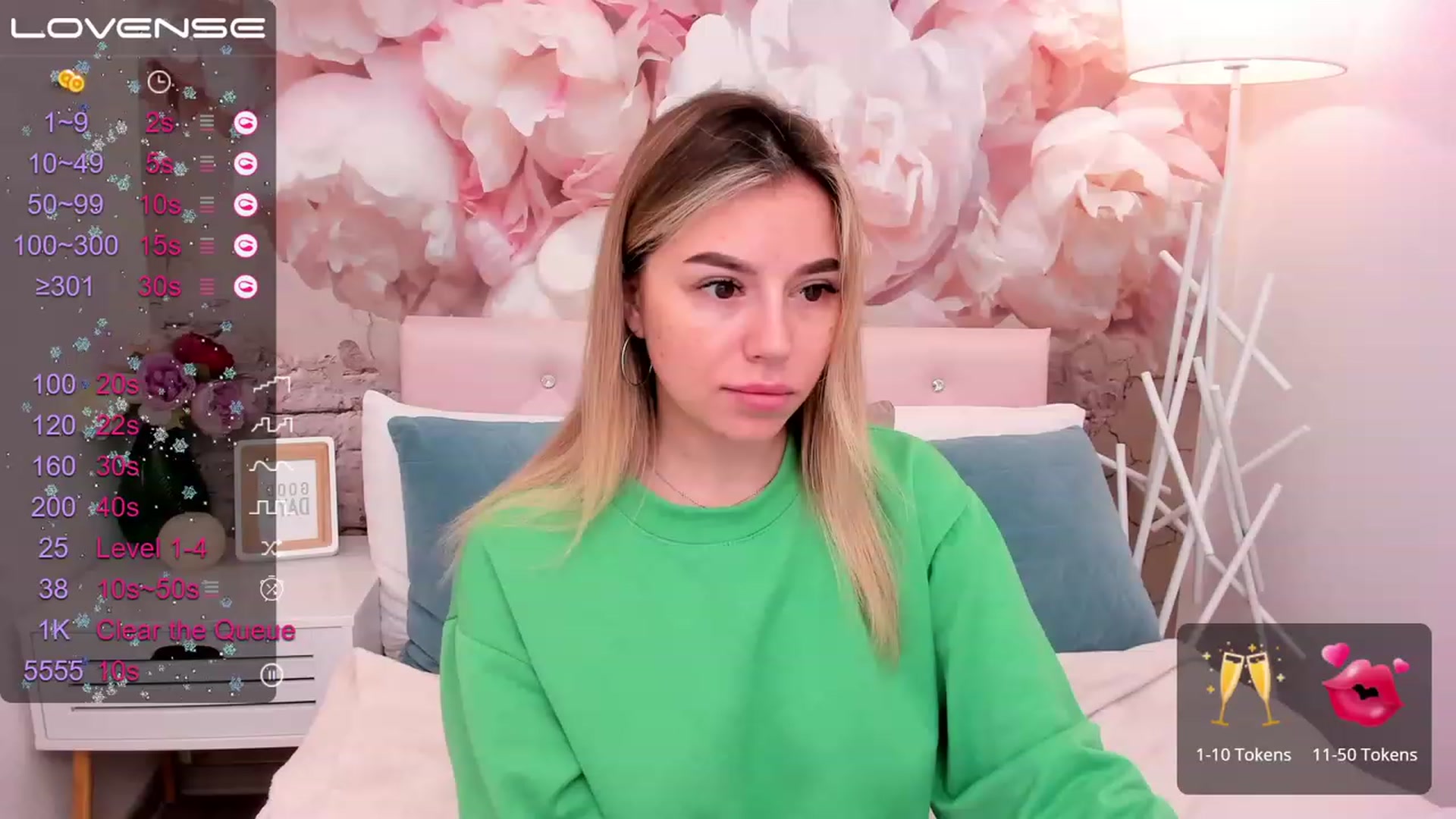 Gallery image thumbnail from SofiBloom's myfreecams stream on, 05/01/2023, 11:52 image 3 of 20