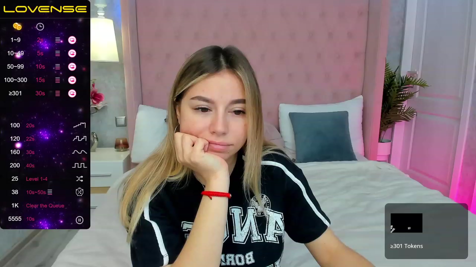 Gallery image thumbnail from SofiBloom's myfreecams stream on, 05/02/2023, 10:13 image 11 of 20