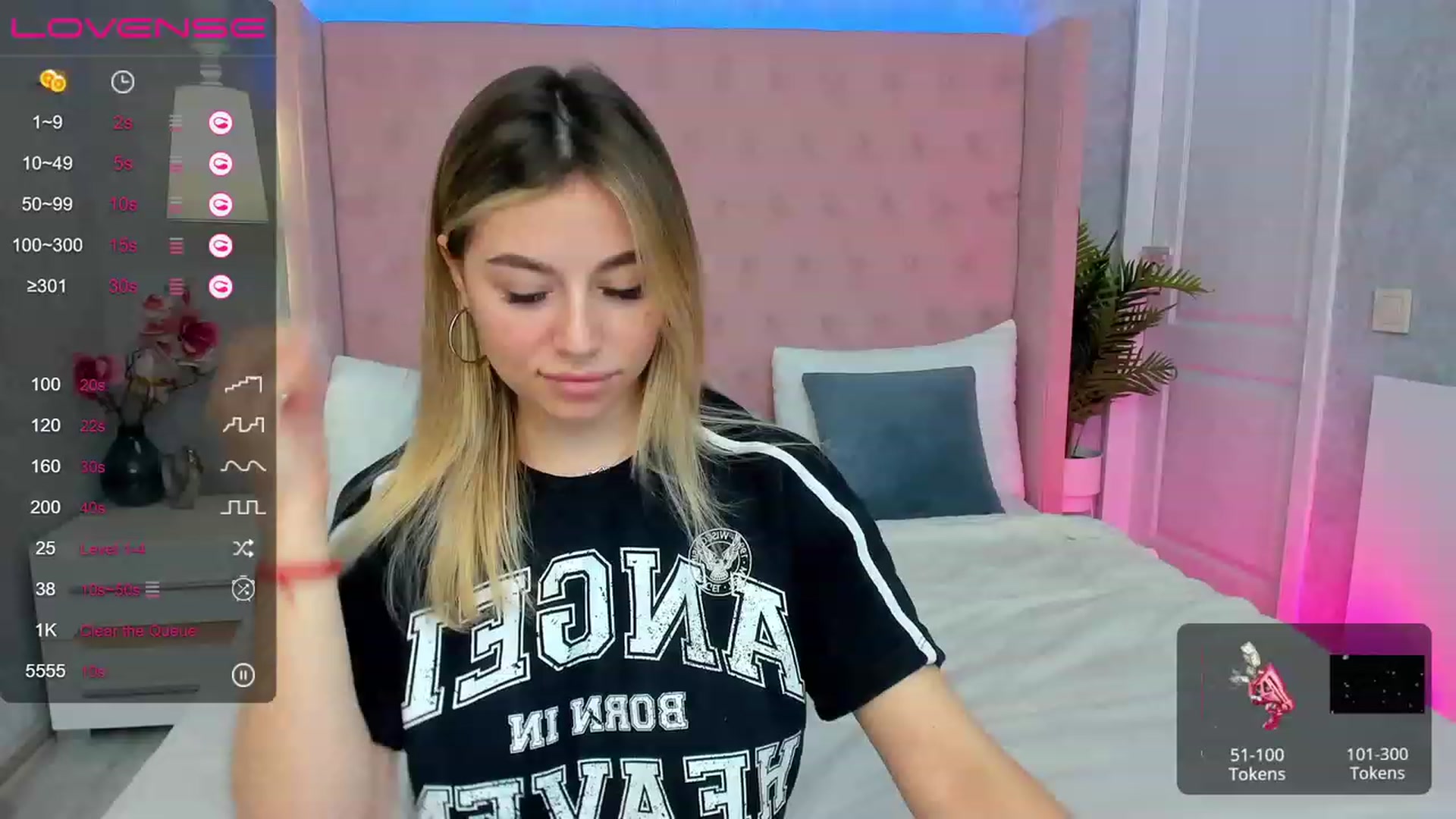 Gallery image thumbnail from SofiBloom's myfreecams stream on, 05/02/2023, 11:59 image 13 of 20