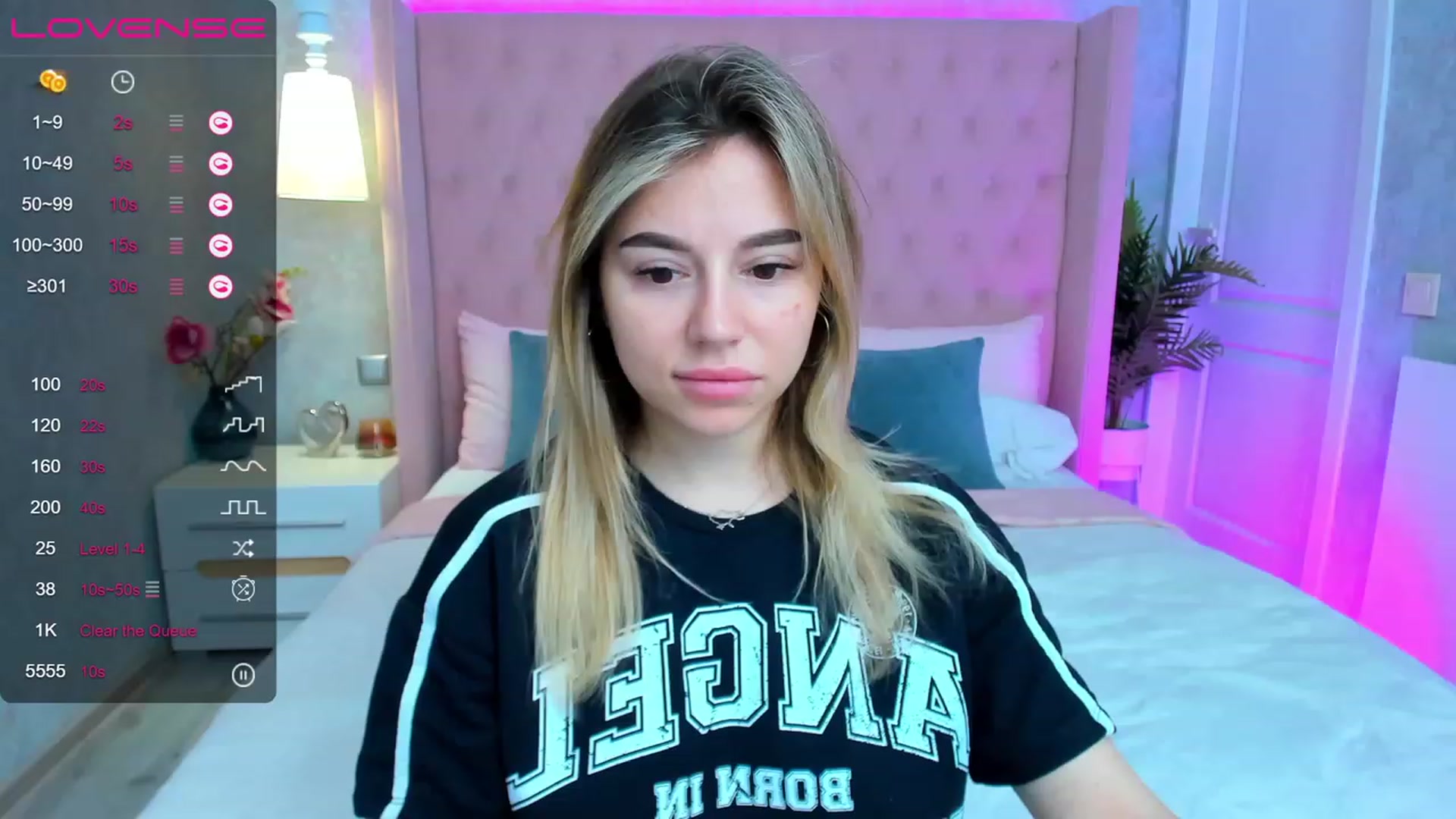 Gallery image thumbnail from SofiBloom's myfreecams stream on, 05/11/2023, 08:25 image 1 of 20