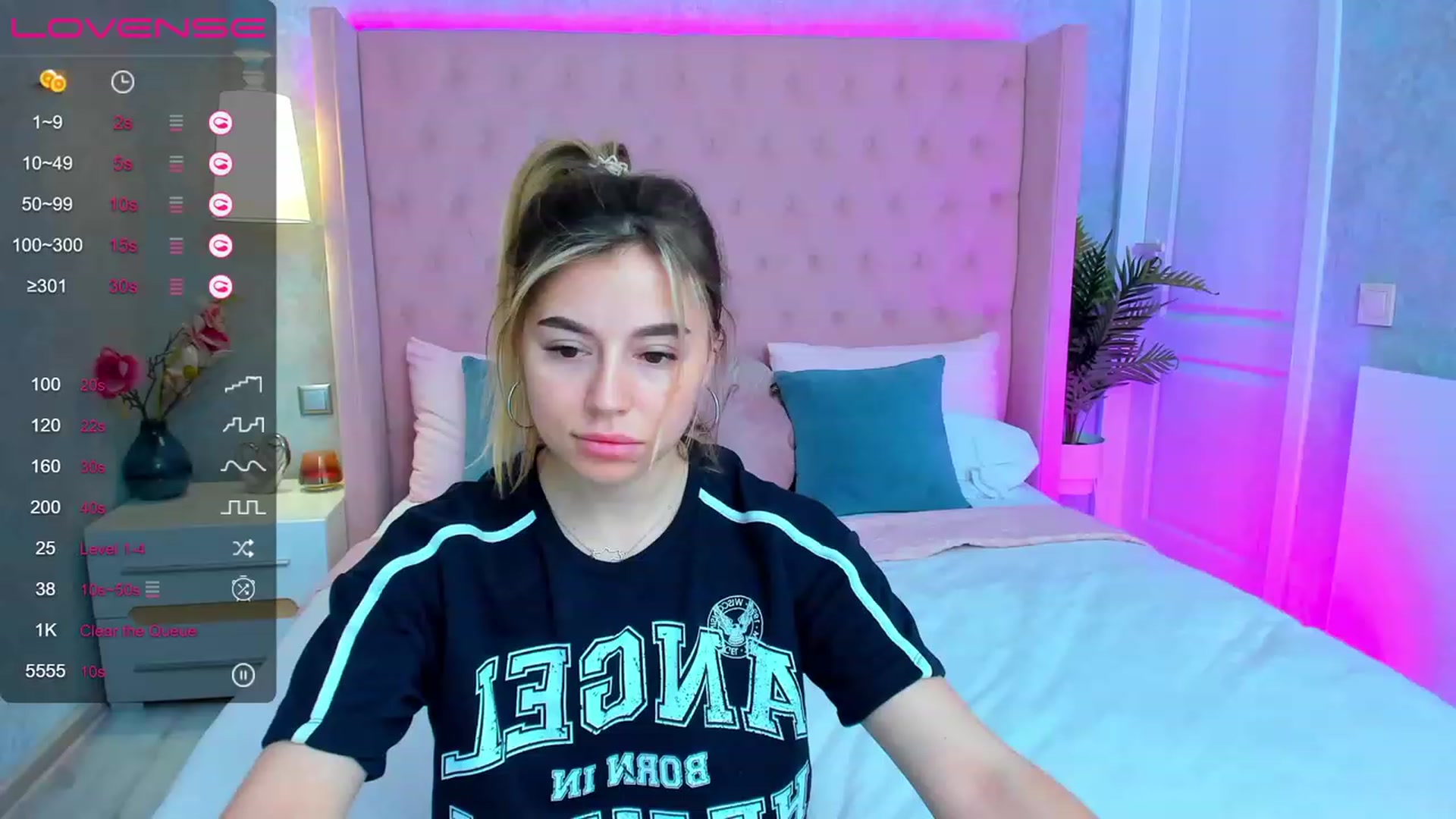 Gallery image thumbnail from SofiBloom's myfreecams stream on, 05/11/2023, 11:57 image 12 of 20