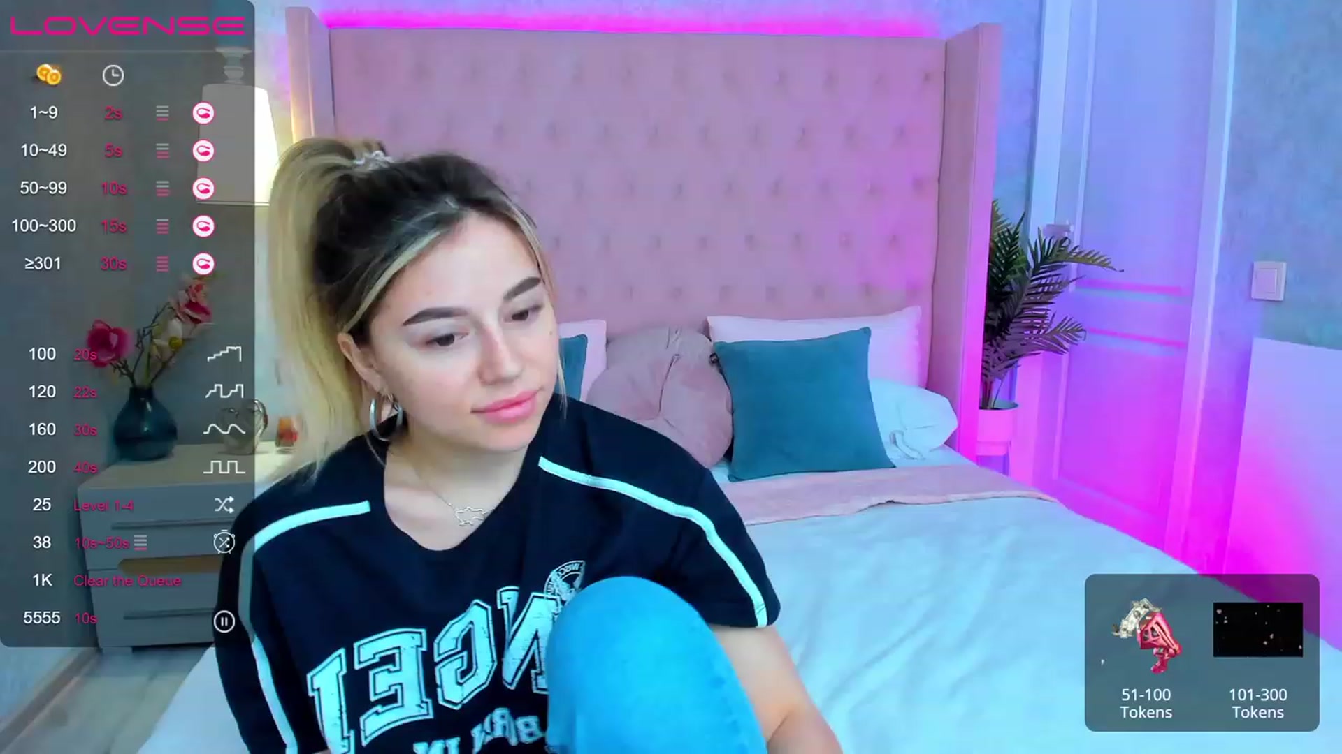 Gallery image thumbnail from SofiBloom's myfreecams stream on, 05/11/2023, 11:57 image 3 of 20