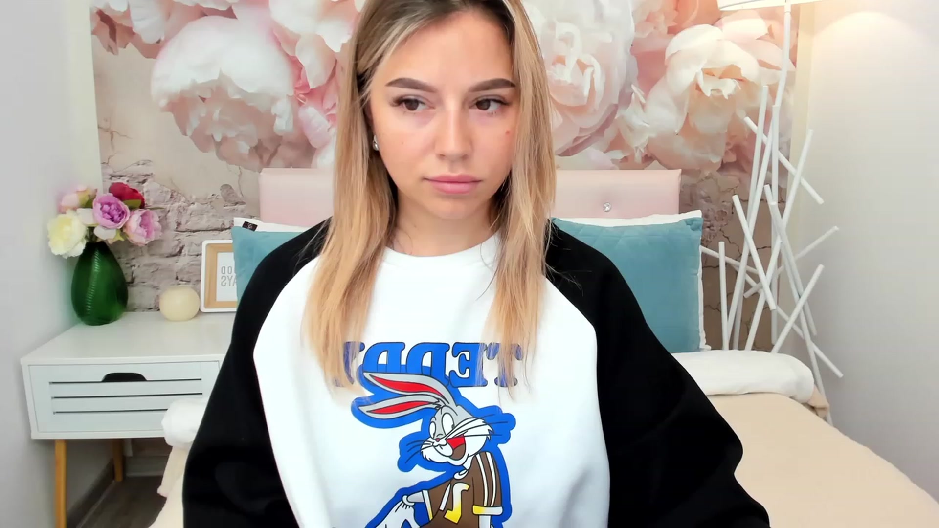 Gallery image thumbnail from SofiBloom's myfreecams stream on, 05/30/2023, 11:51 image 20 of 20