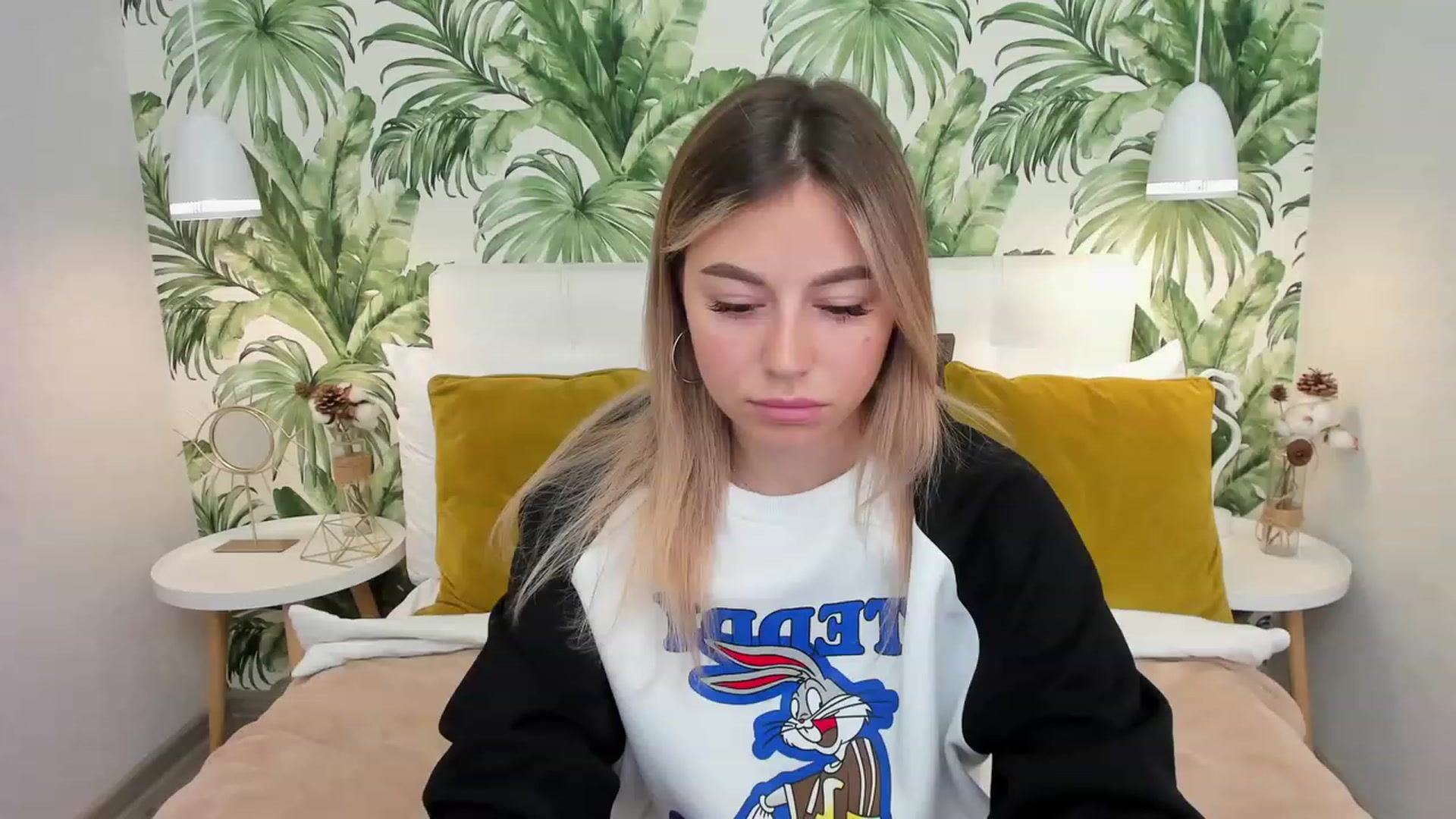 Gallery image thumbnail from SofiBloom's myfreecams stream on, 06/02/2023, 12:00 image 18 of 20
