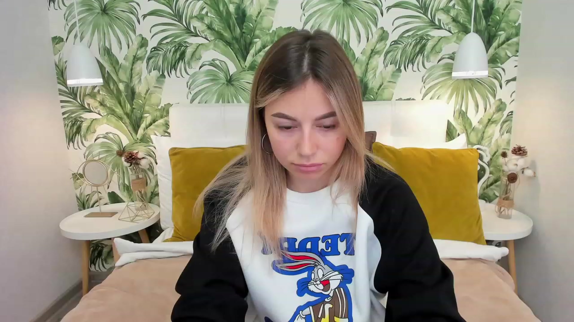 Gallery image thumbnail from SofiBloom's myfreecams stream on, 06/02/2023, 12:00 image 19 of 20