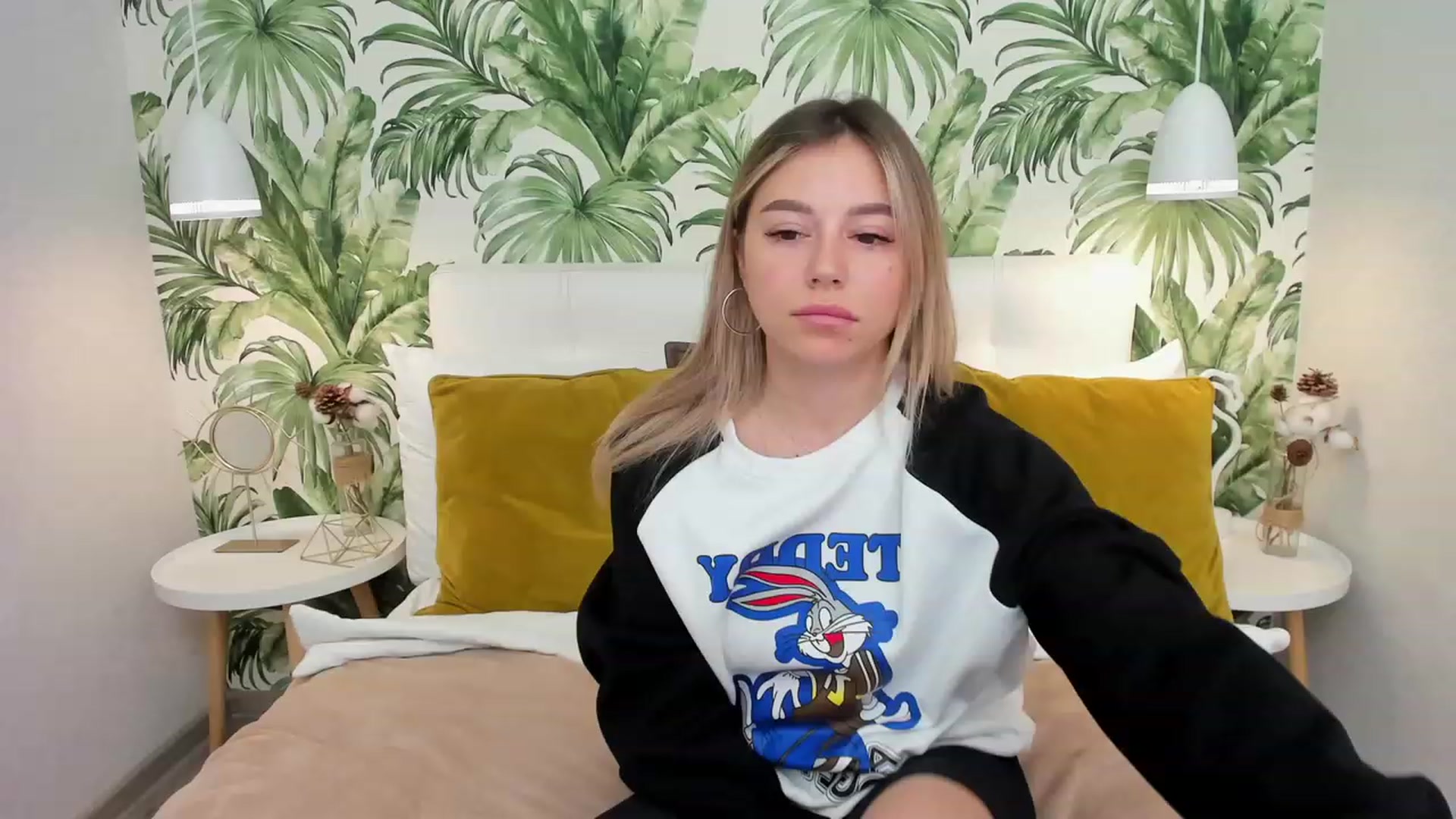Gallery image thumbnail from SofiBloom's myfreecams stream on, 06/02/2023, 12:00 image 13 of 20