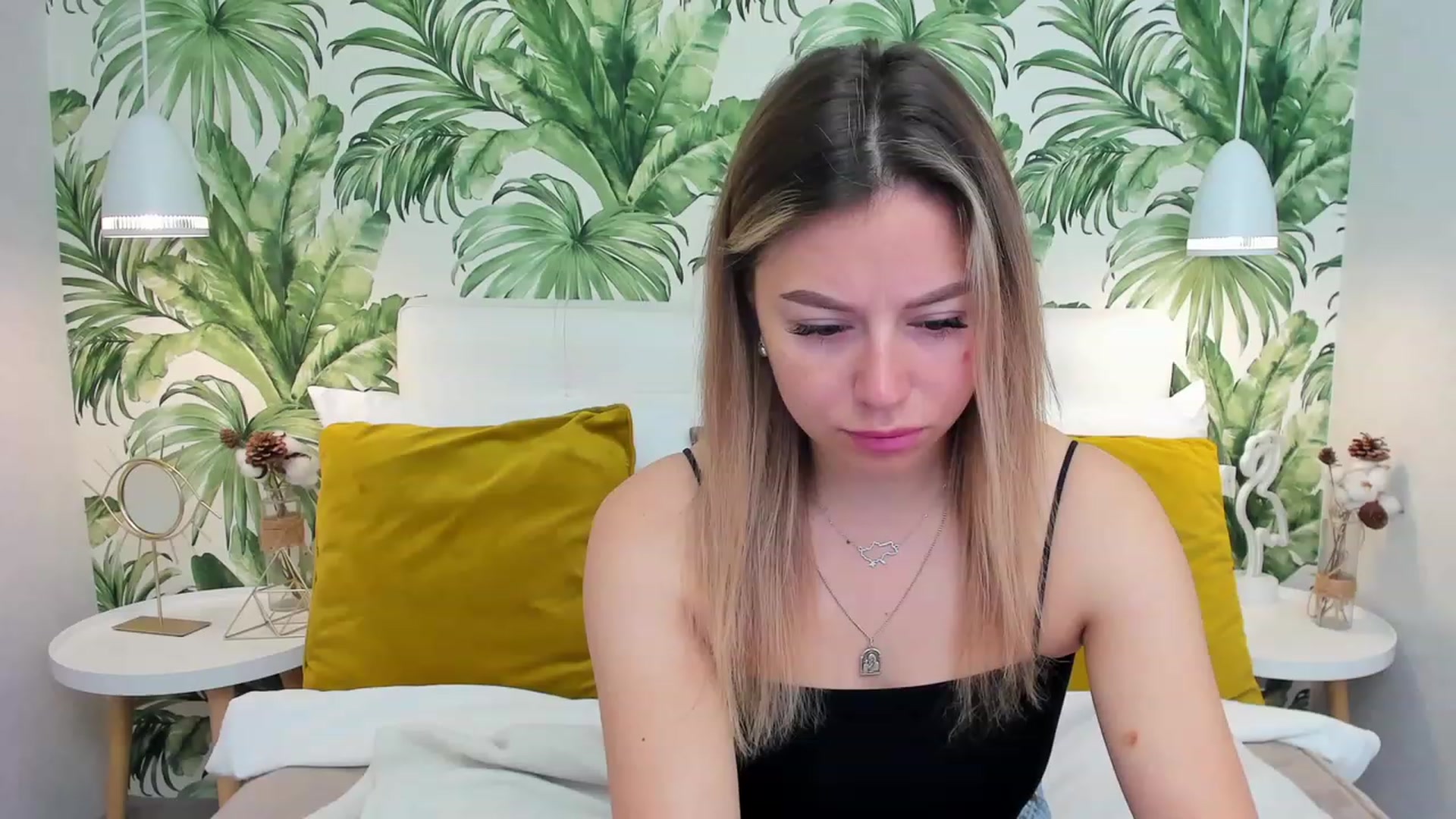 Gallery image thumbnail from SofiBloom's myfreecams stream on, 06/06/2023, 06:16 image 2 of 20