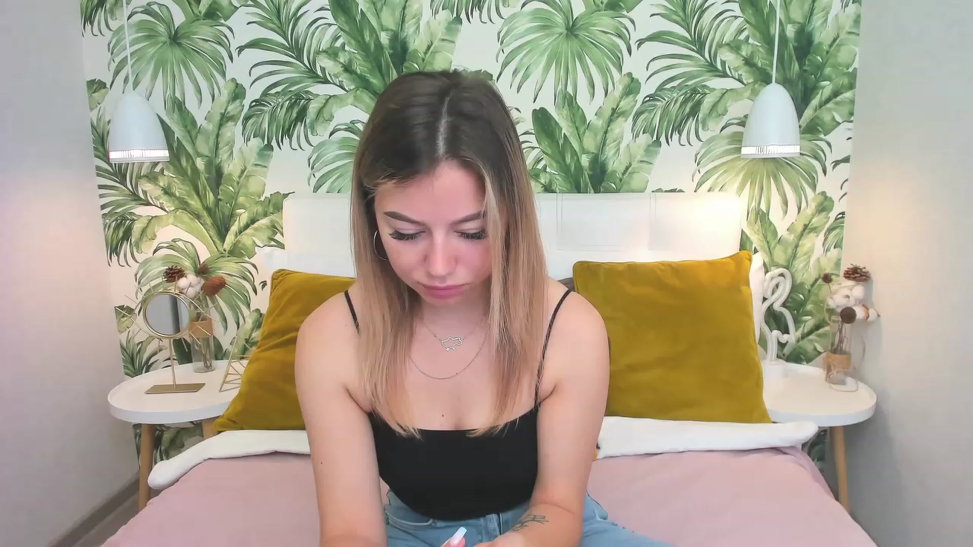 Gallery image thumbnail from SofiBloom's myfreecams stream on, 06/14/2023, 05:41 image 10 of 20