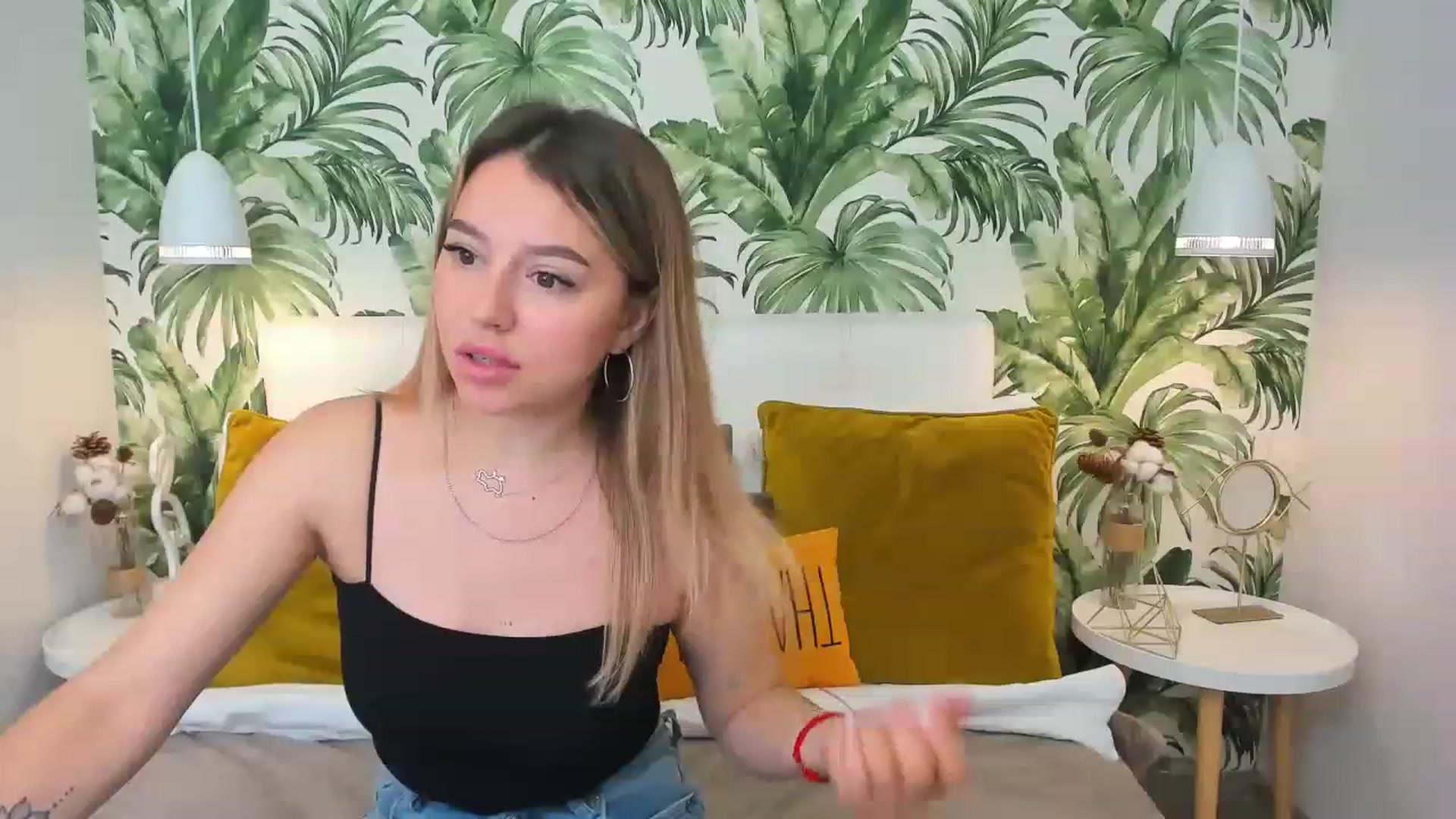 Gallery image thumbnail from SofiBloom's myfreecams stream on, 06/14/2023, 08:11 image 3 of 20