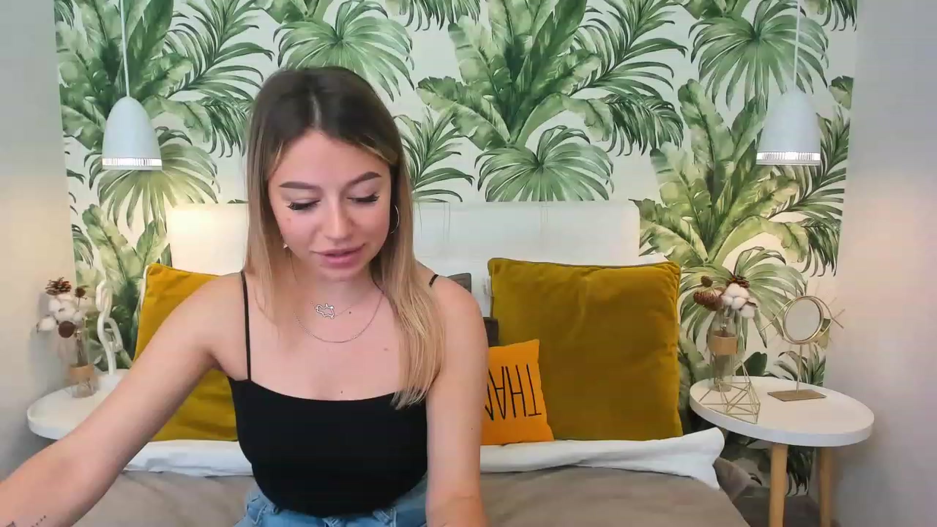 Gallery image thumbnail from SofiBloom's myfreecams stream on, 06/14/2023, 08:11 image 1 of 20