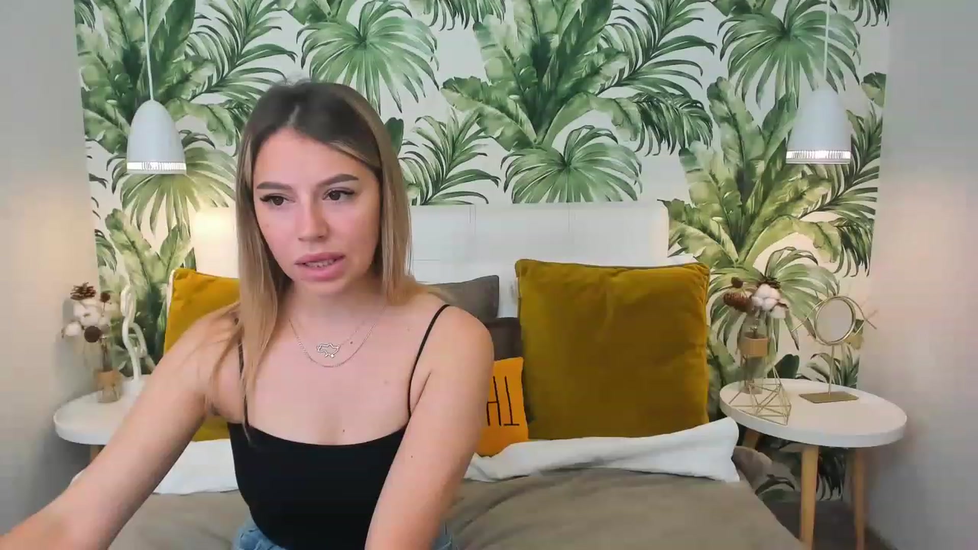 Gallery image thumbnail from SofiBloom's myfreecams stream on, 06/14/2023, 11:38 image 8 of 20