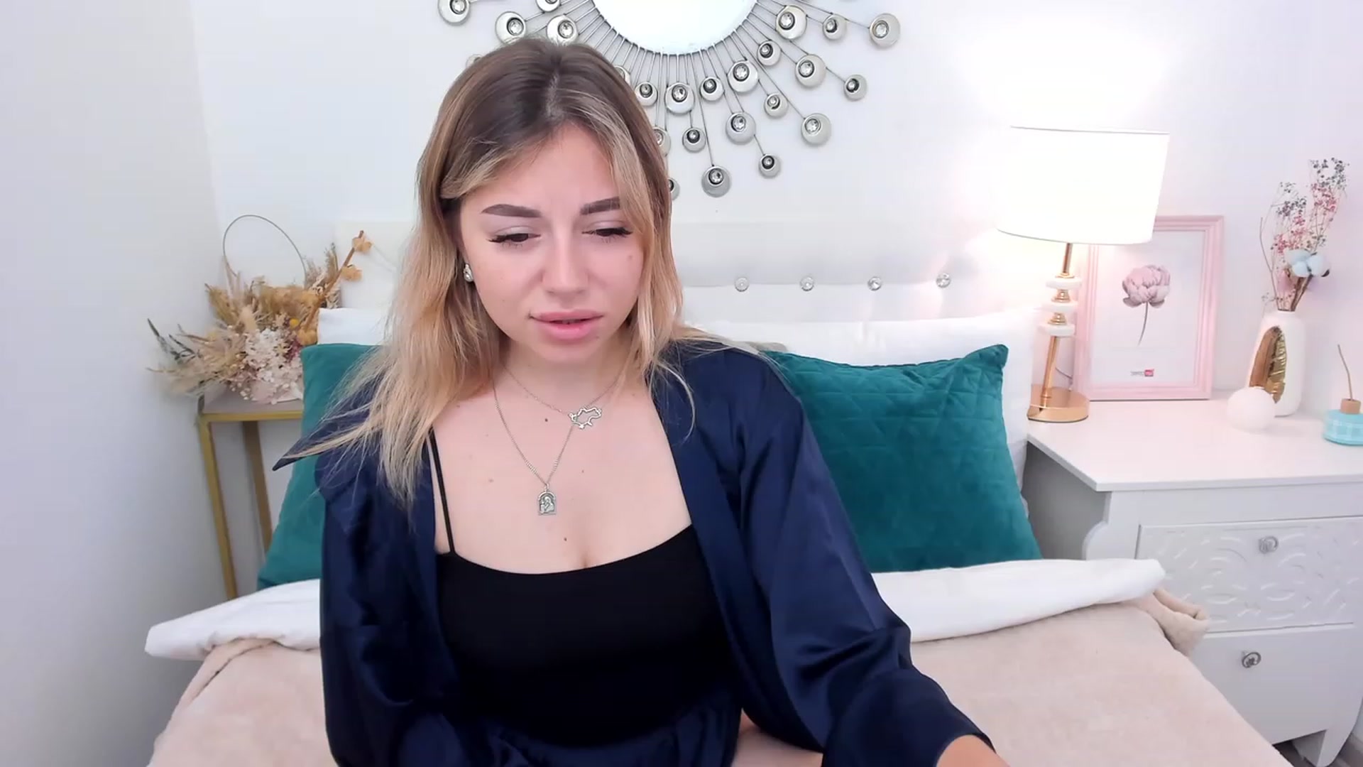 Gallery image thumbnail from SofiBloom's myfreecams stream on, 06/16/2023, 07:29 image 15 of 20