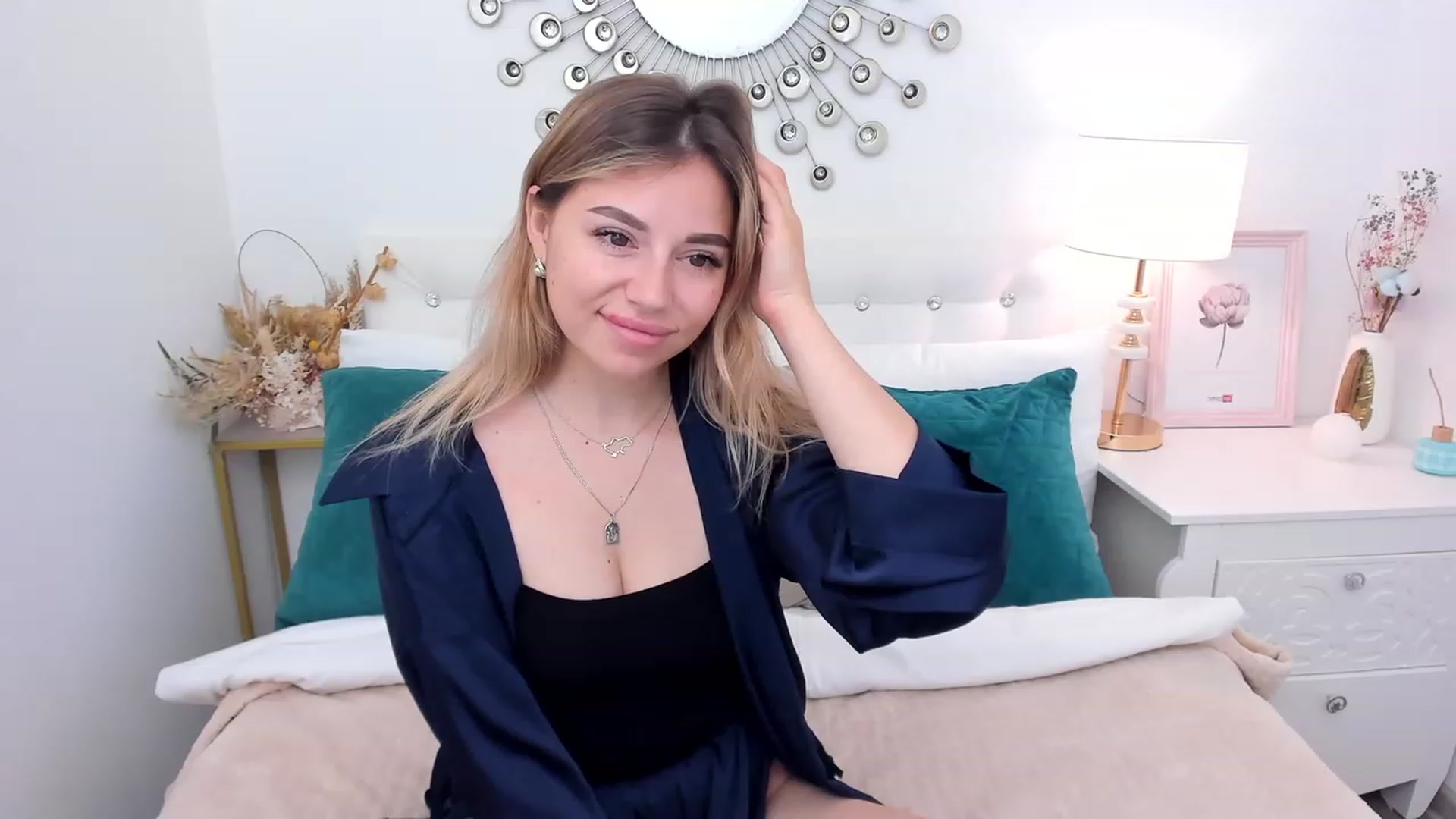 Gallery image thumbnail from SofiBloom's myfreecams stream on, 06/16/2023, 07:29 image 20 of 20