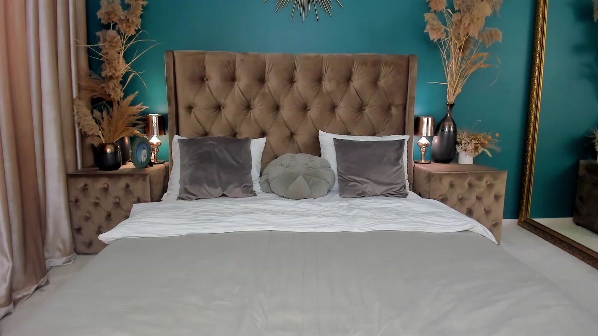Gallery image thumbnail from SofiBloom's myfreecams stream on, 06/25/2023, 09:24 image 1 of 20