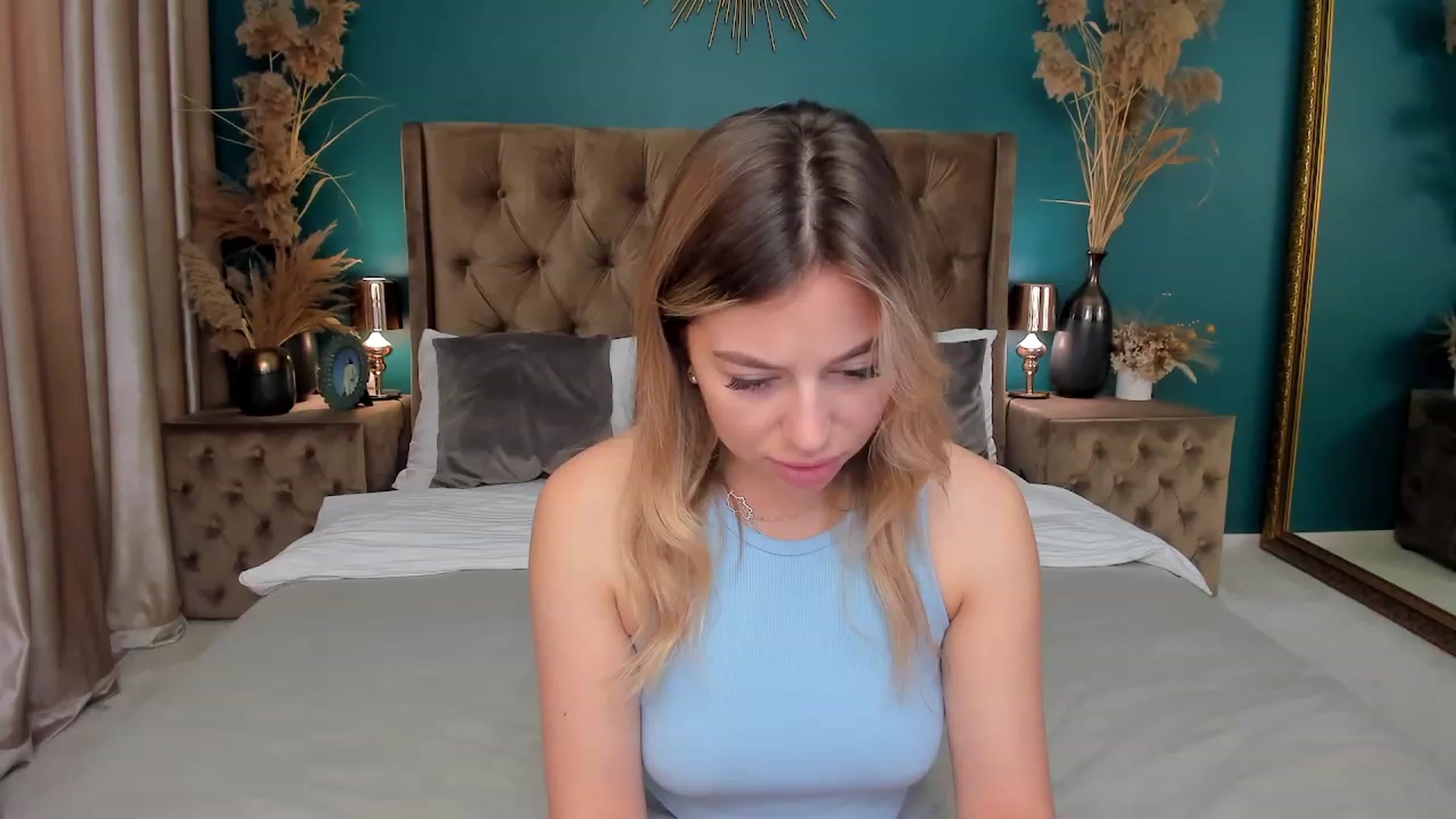 Gallery image thumbnail from SofiBloom's myfreecams stream on, 06/25/2023, 09:24 image 5 of 20