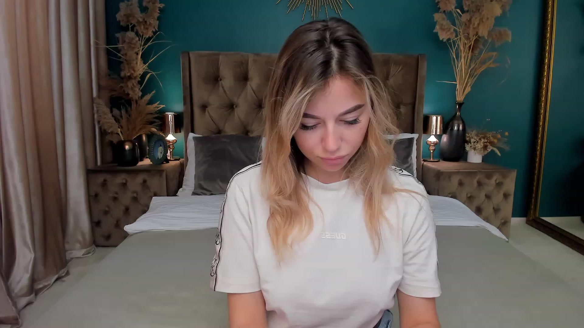 Gallery image thumbnail from SofiBloom's myfreecams stream on, 06/25/2023, 11:53 image 2 of 20