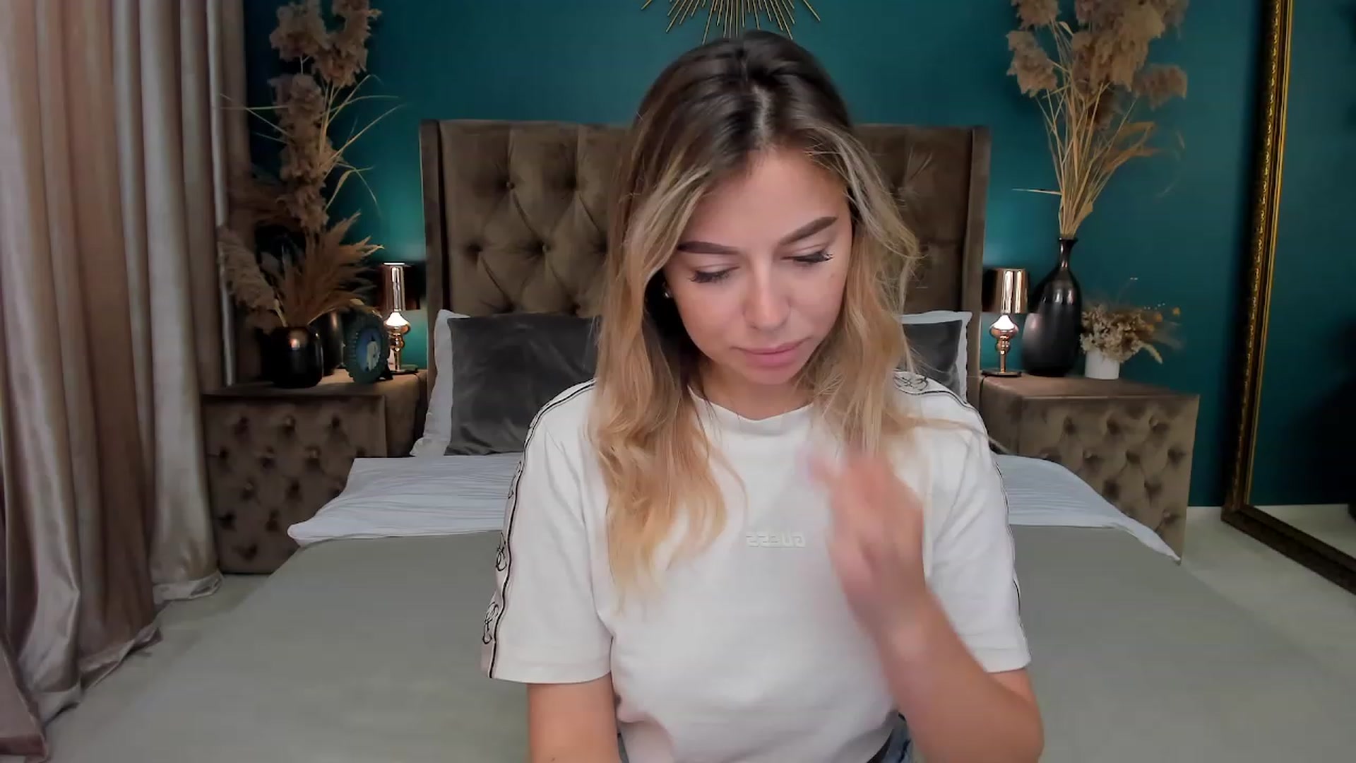 Gallery image thumbnail from SofiBloom's myfreecams stream on, 06/25/2023, 11:53 image 1 of 20