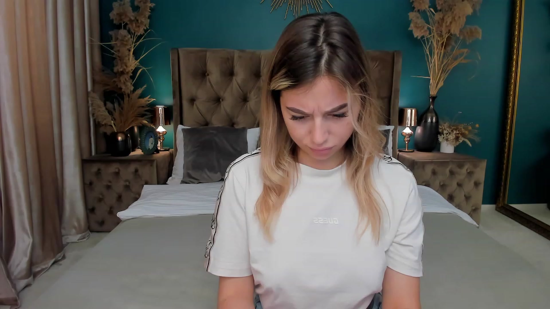 Gallery image thumbnail from SofiBloom's myfreecams stream on, 06/25/2023, 11:53 image 9 of 20