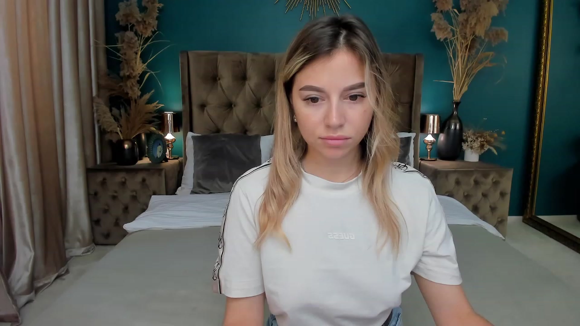 Gallery image thumbnail from SofiBloom's myfreecams stream on, 06/25/2023, 11:53 image 11 of 20