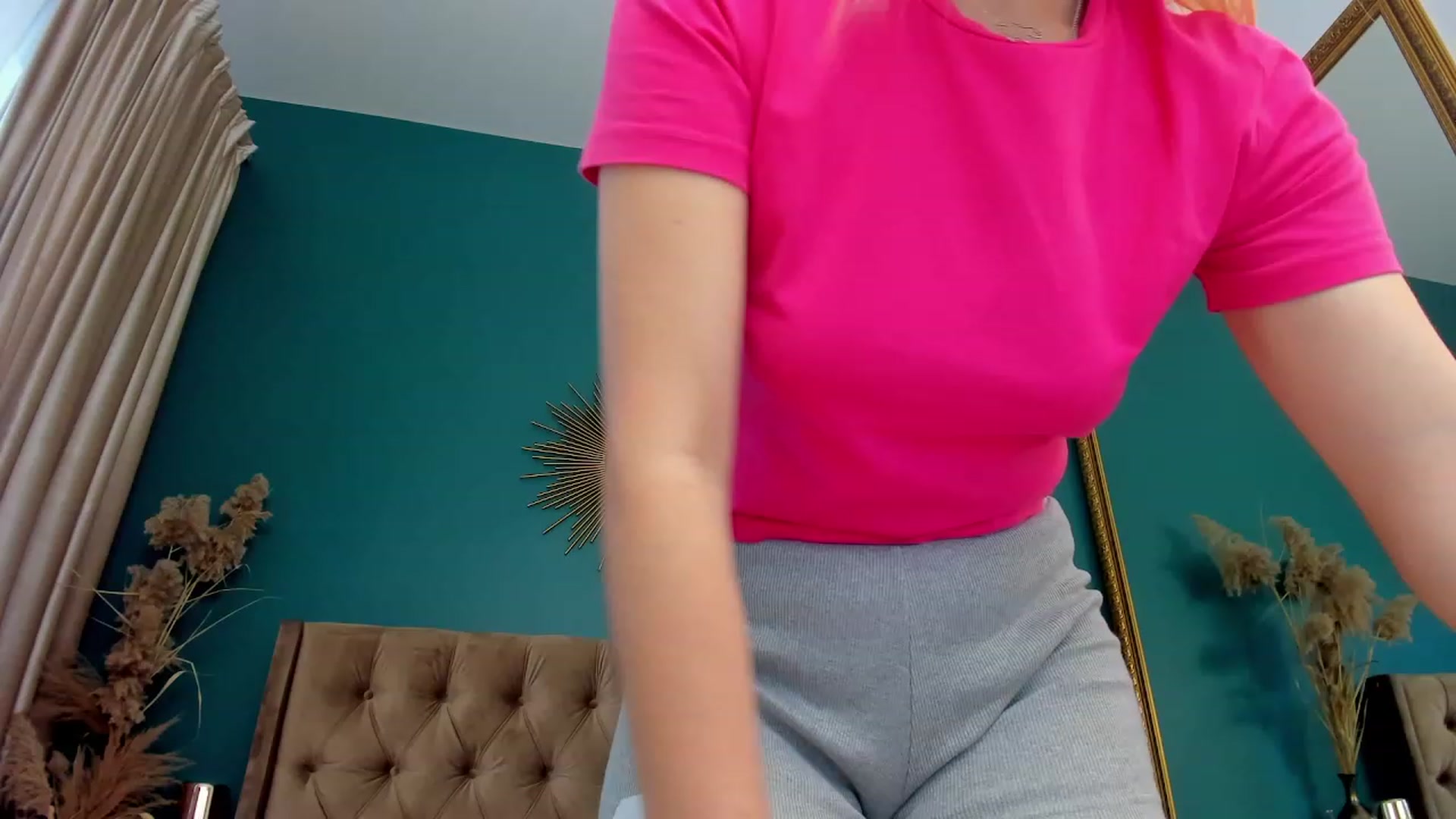 Gallery image thumbnail from SofiBloom's myfreecams stream on, 06/27/2023, 09:13 image 16 of 20