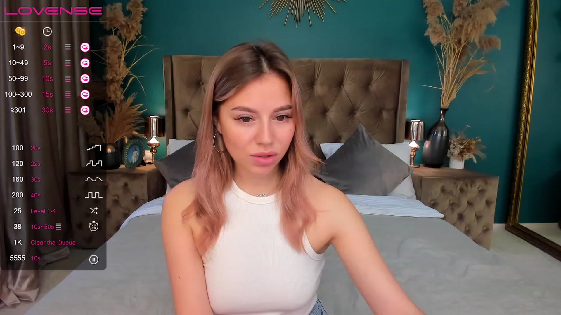 Gallery image thumbnail from SofiBloom's myfreecams stream on, 07/09/2023, 08:00 image 6 of 20