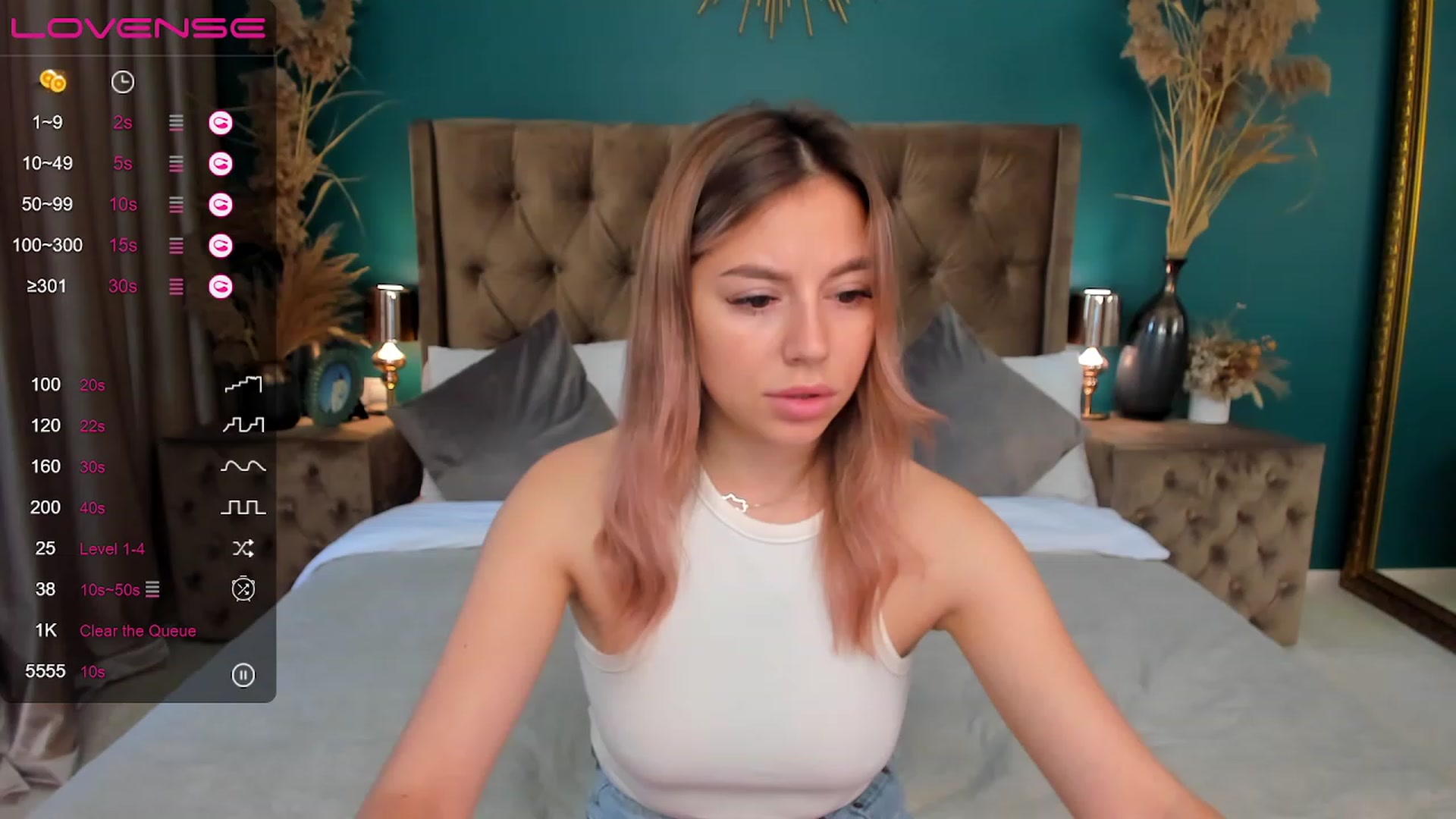 Gallery image thumbnail from SofiBloom's myfreecams stream on, 07/09/2023, 09:40 image 7 of 20