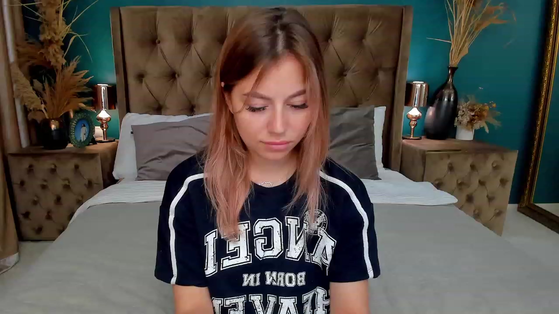 Gallery image thumbnail from SofiBloom's myfreecams stream on, 07/11/2023, 08:01 image 19 of 20