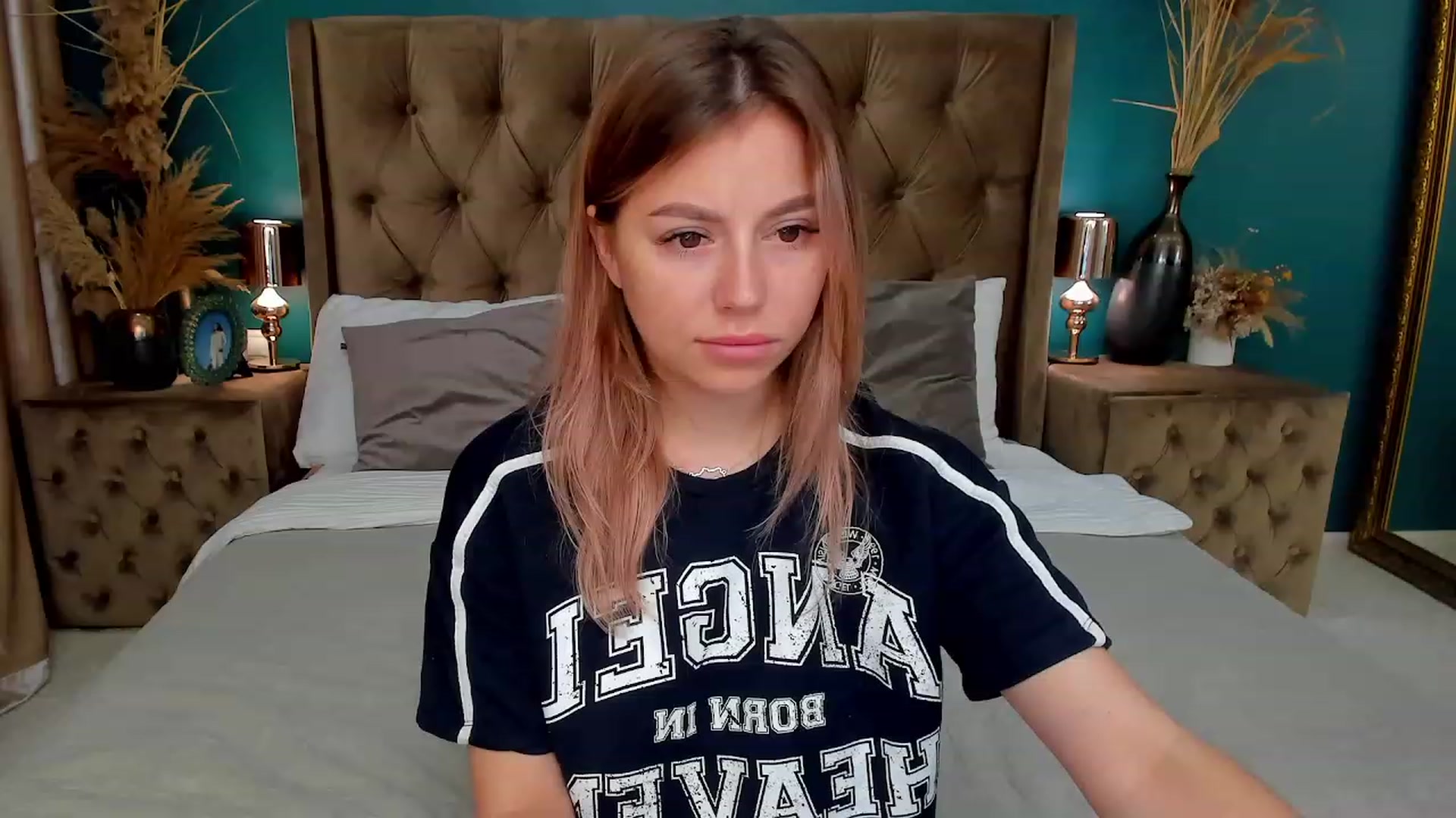 Gallery image thumbnail from SofiBloom's myfreecams stream on, 07/11/2023, 08:01 image 14 of 20