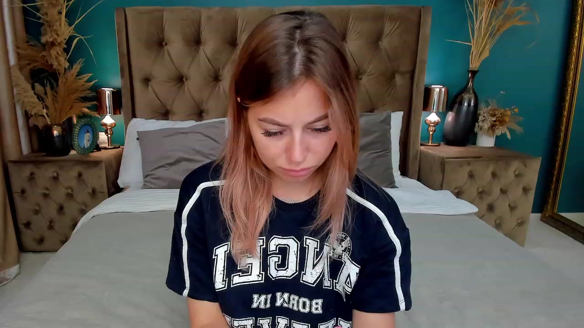 Gallery image thumbnail from SofiBloom's myfreecams stream on, 07/11/2023, 08:01 image 10 of 20