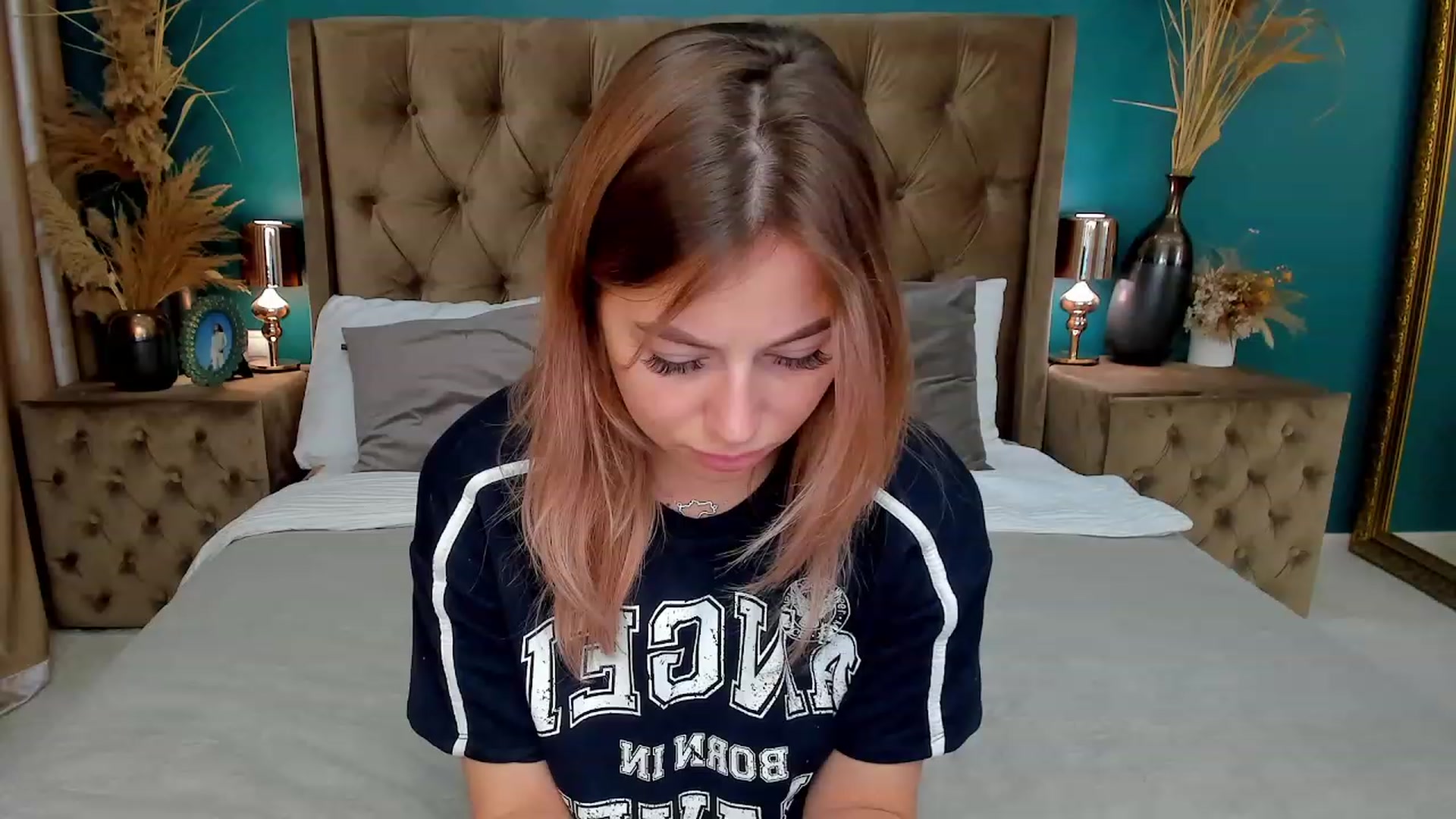 Gallery image thumbnail from SofiBloom's myfreecams stream on, 07/11/2023, 08:01 image 8 of 20