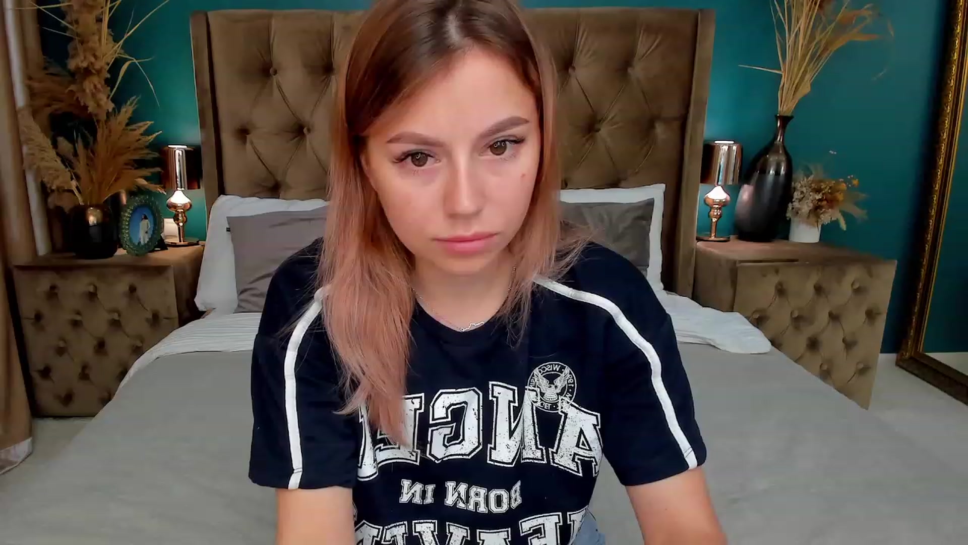 Gallery image thumbnail from SofiBloom's myfreecams stream on, 07/11/2023, 10:16 image 16 of 20