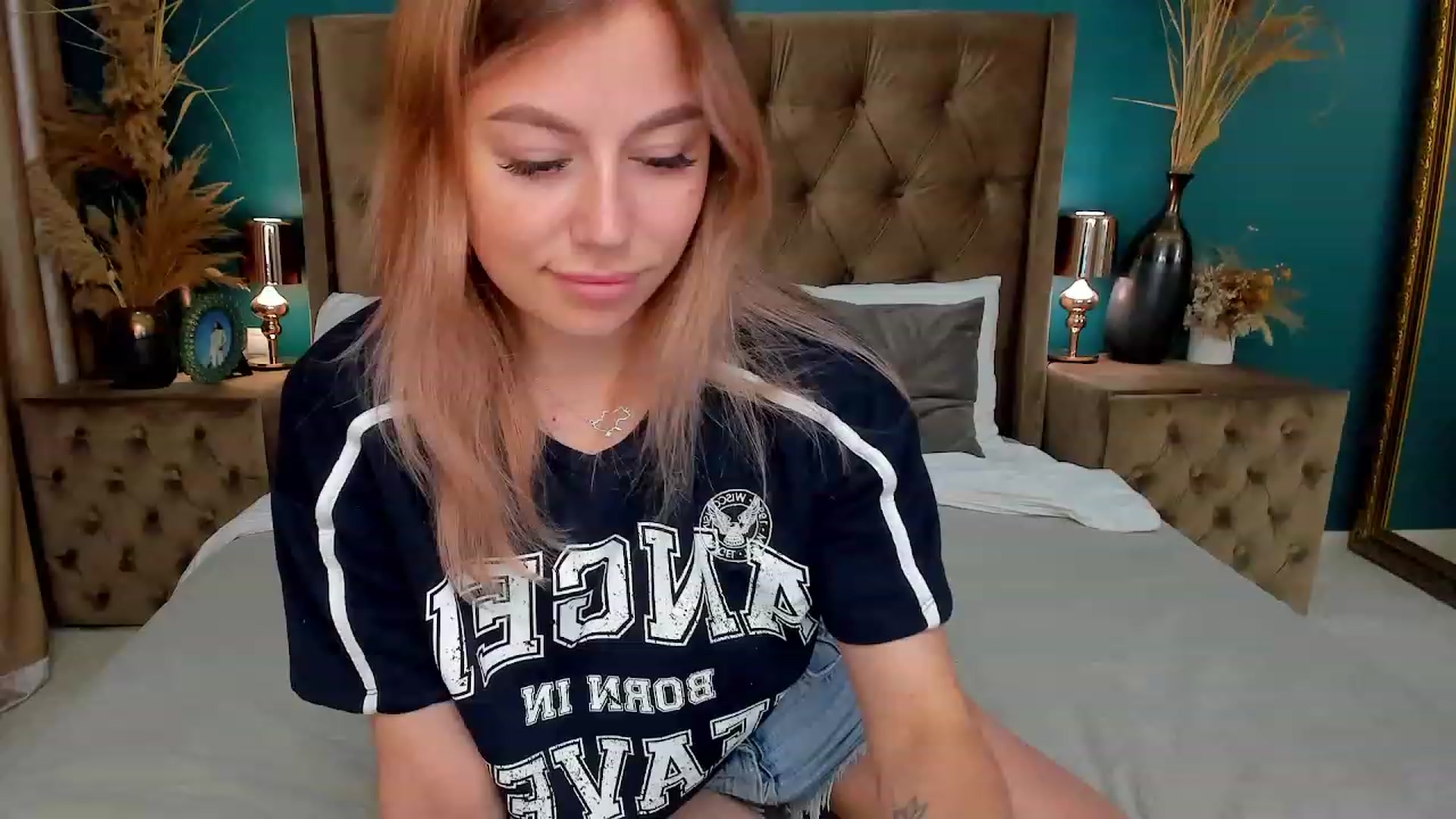 Gallery image thumbnail from SofiBloom's myfreecams stream on, 07/11/2023, 12:02 image 1 of 20